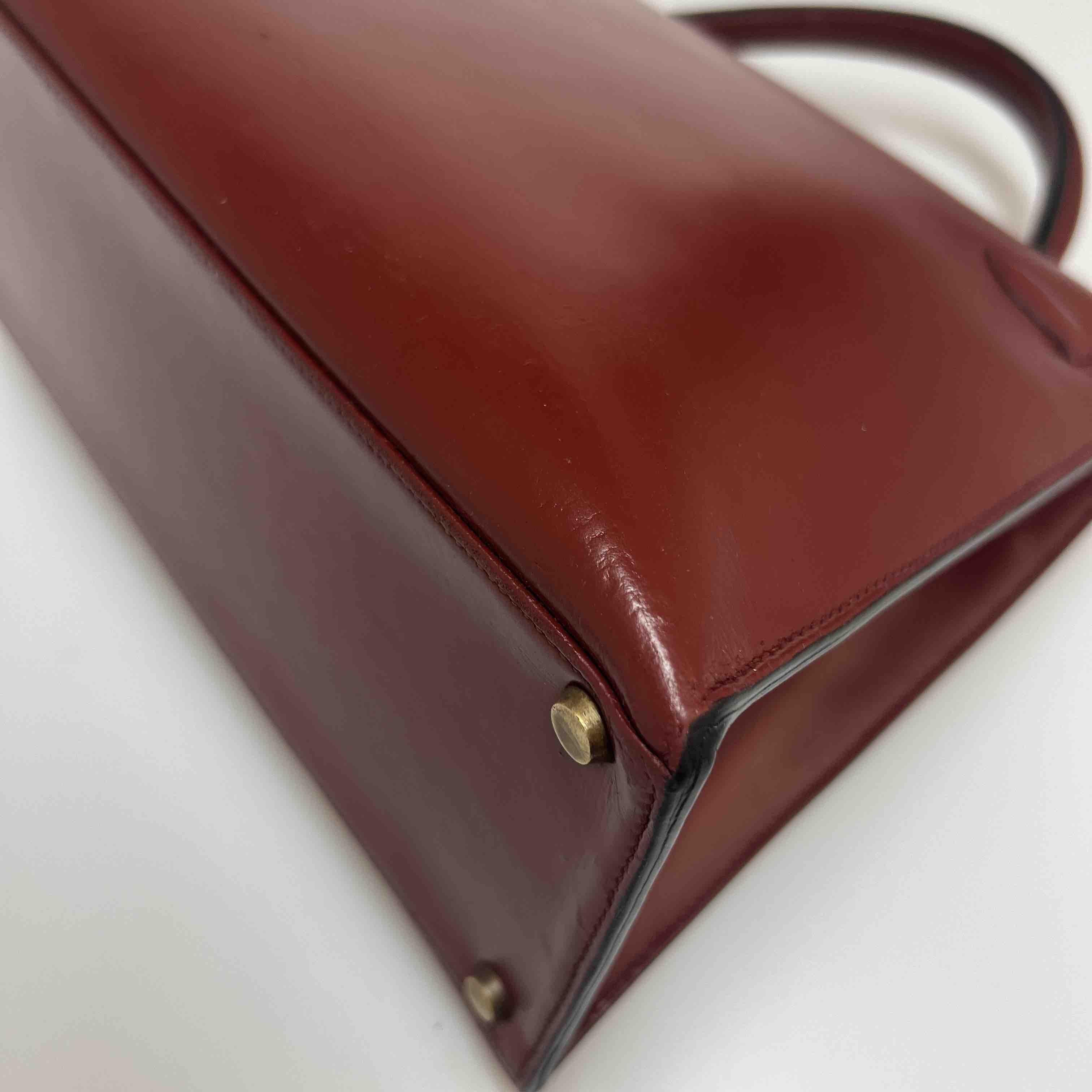 Hermès - Sac Kelly 32 rare vintage en cuir rouge avec boîte en H, rare en vente 4