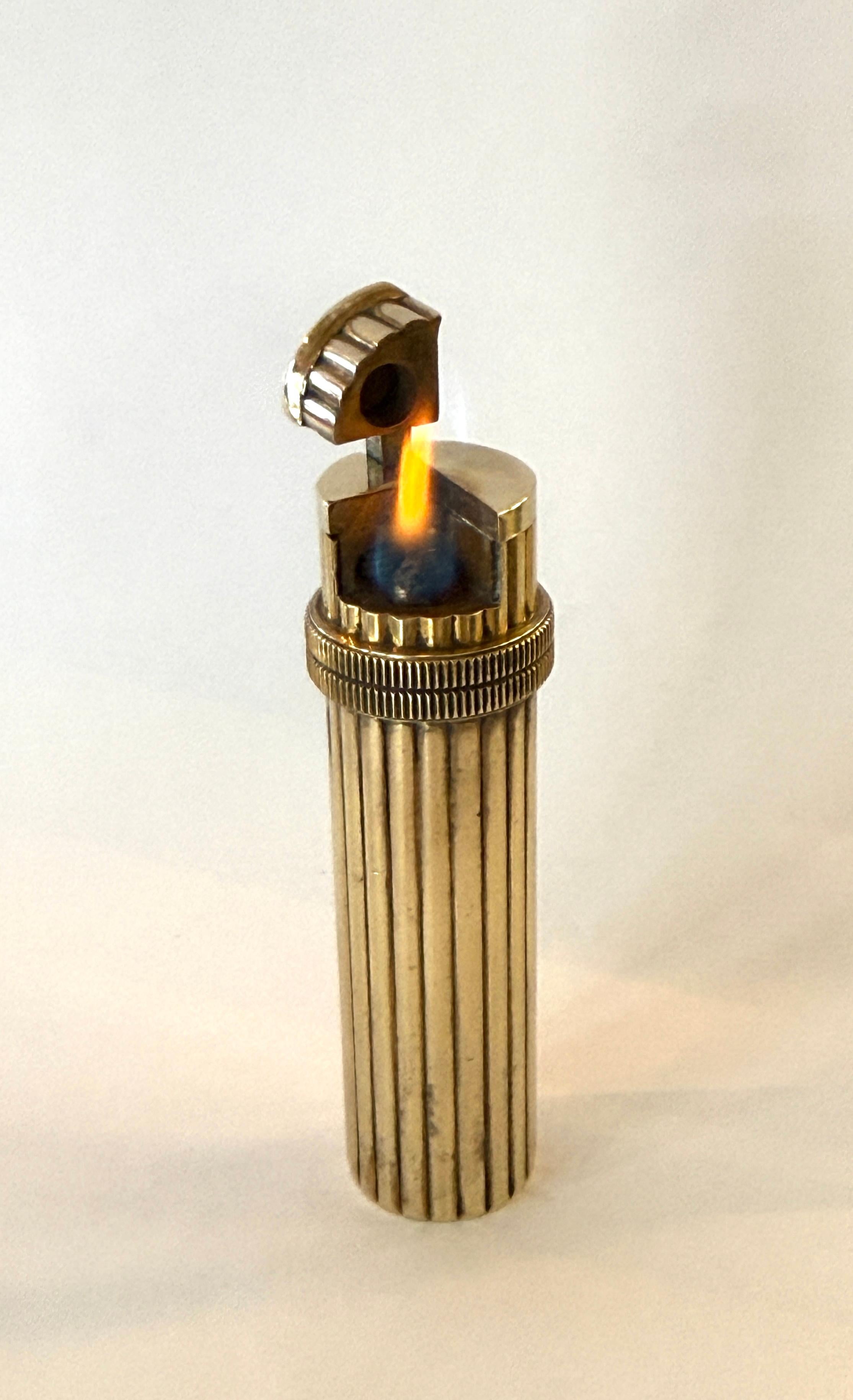 Vintage Hermes Lippenstift Feuerzeug funktioniert im Angebot 3