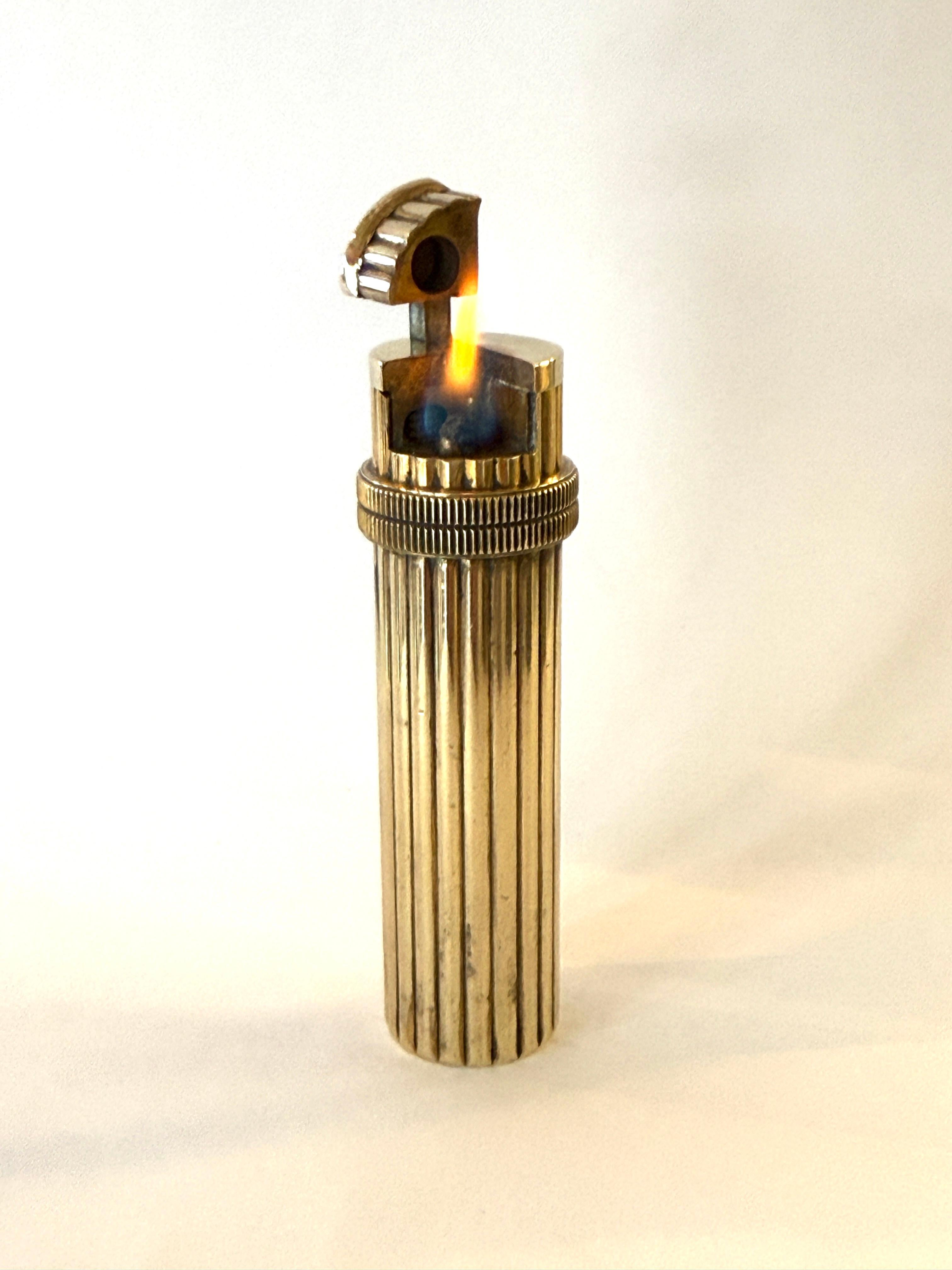 Vintage Hermes Lippenstift Feuerzeug funktioniert im Angebot 4
