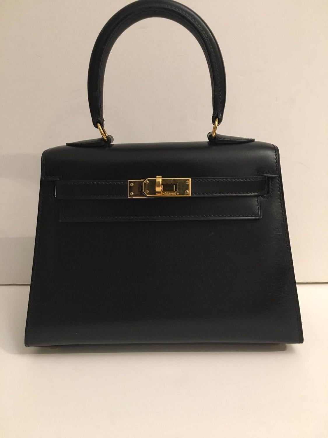 Beautiful Authentic Hermès Bag

Mini 