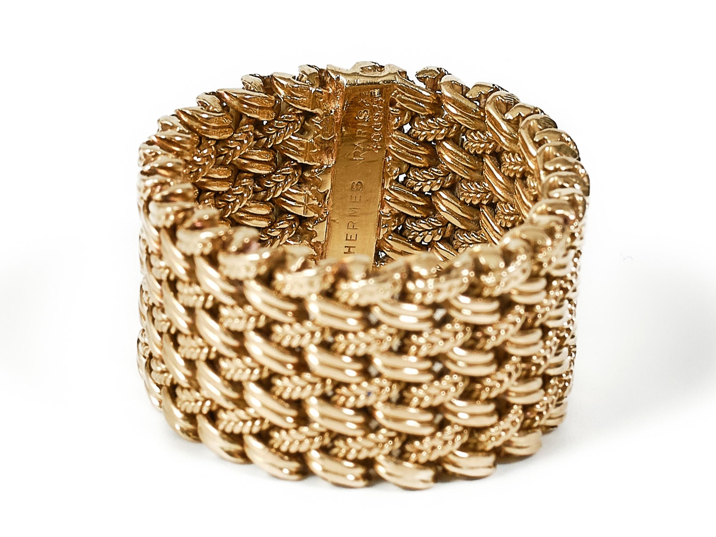 Vintage Hermès Paris flexible 18 karat gold ring In Good Condition For Sale In Malmö, Skåne län