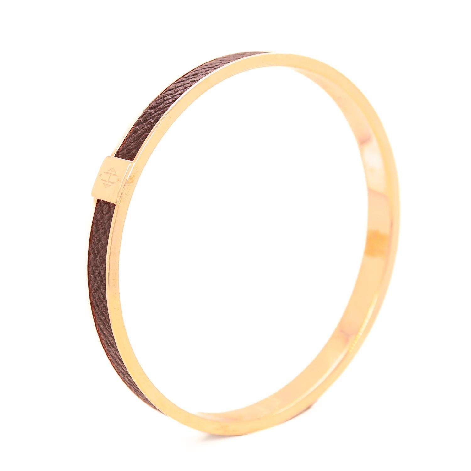 Vintage Hermes Paris Kawaii (Rose) Gold Plated & Epsom Leather Bangle Bracelet In Good Condition For Sale In Philadelphia, PA