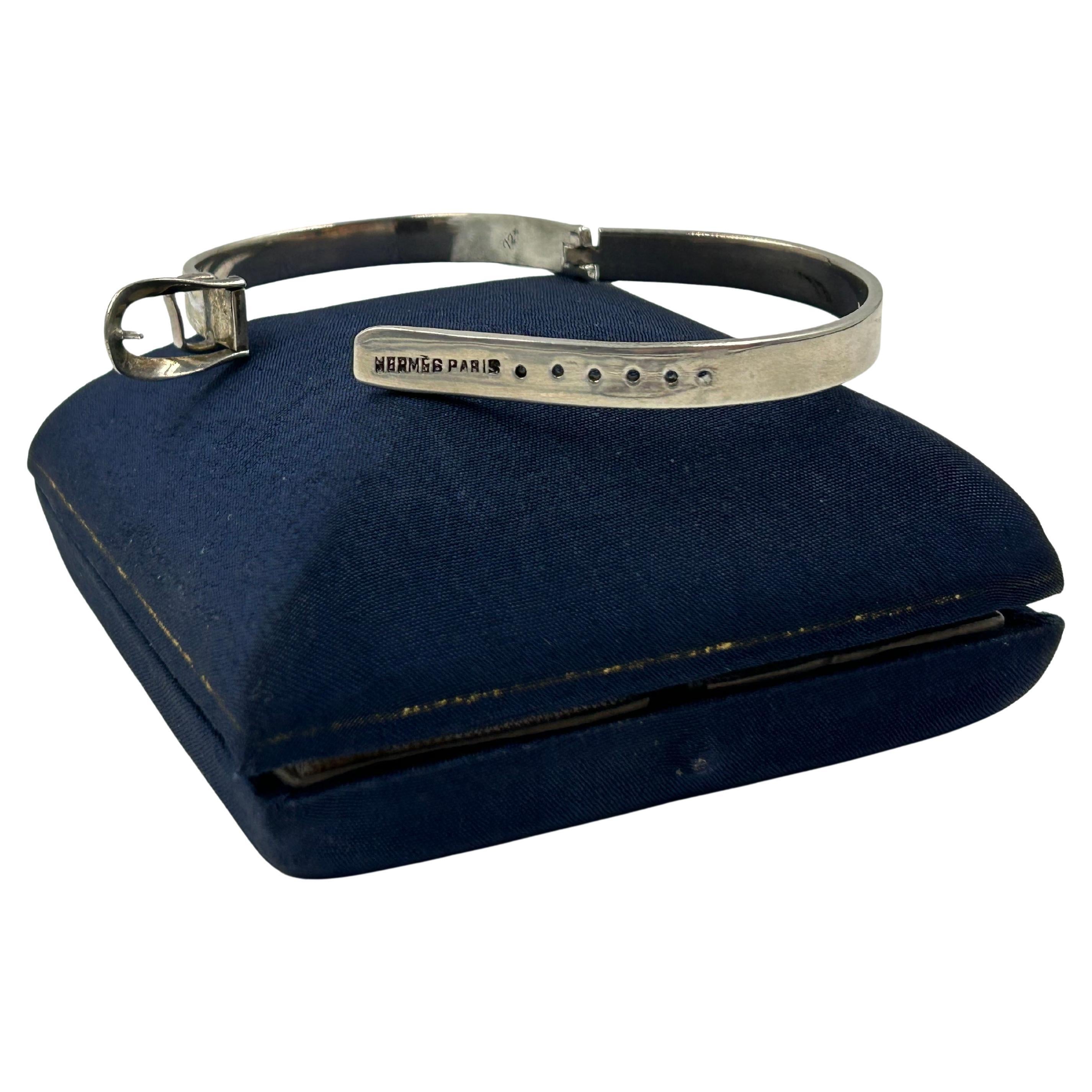 How can I tell if a Hermès bracelet is real?