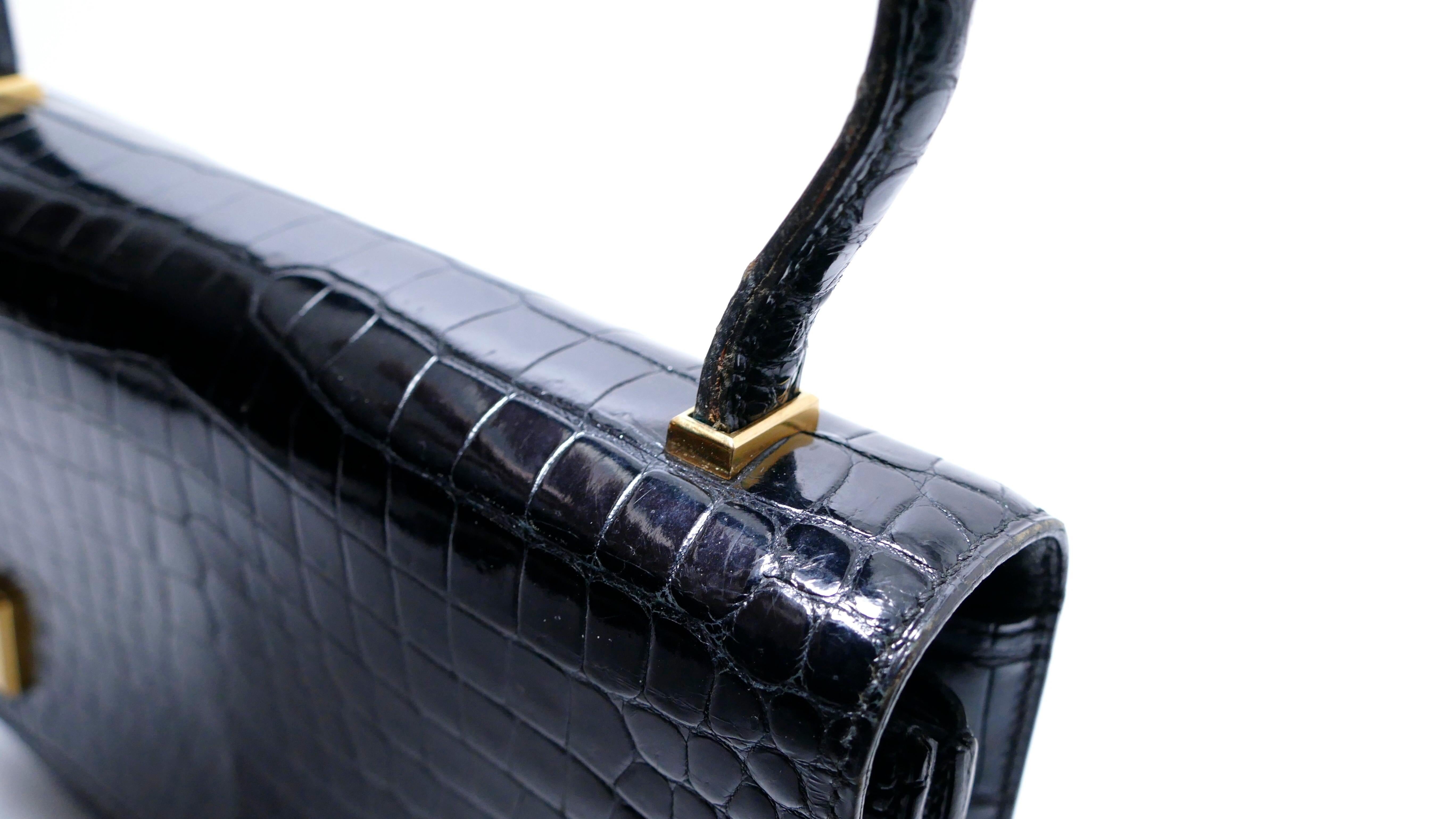 Women's or Men's Vintage Hermes Shiny Black Porosus Crocodile Piano Gold Hardware Handbag 1962