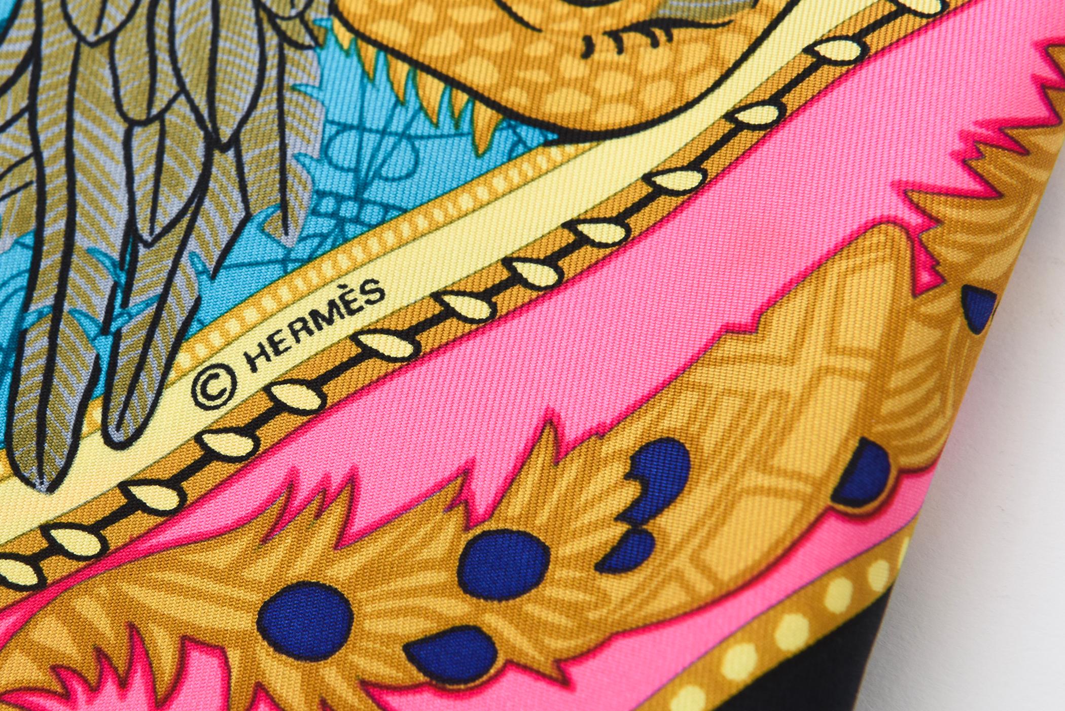 Vintage Hermes Seidenschal Les Bissone de Venice Hot Pink, Türkis, Schwarz, Gold im Zustand „Gut“ im Angebot in North Miami, FL