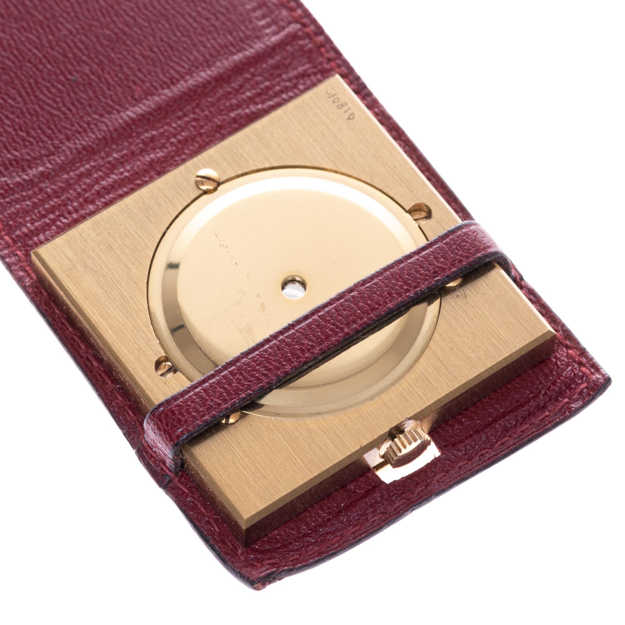 Women's or Men's Vintage Hermès Travel Pendulum in gold brushed and burgundy calfskin