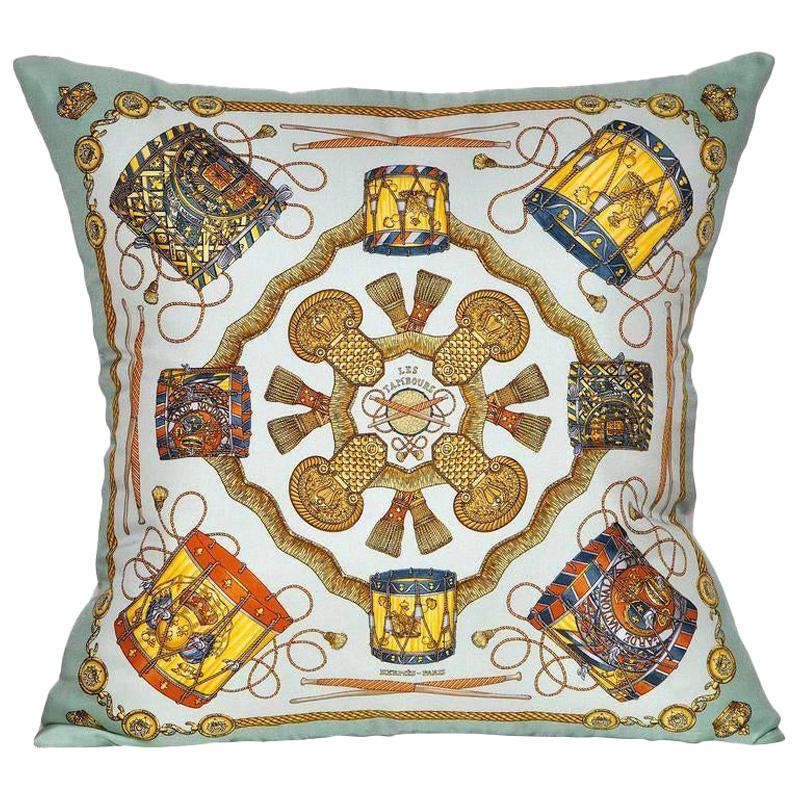 H en Voyage Vintage Silk Scarf Pillows 28