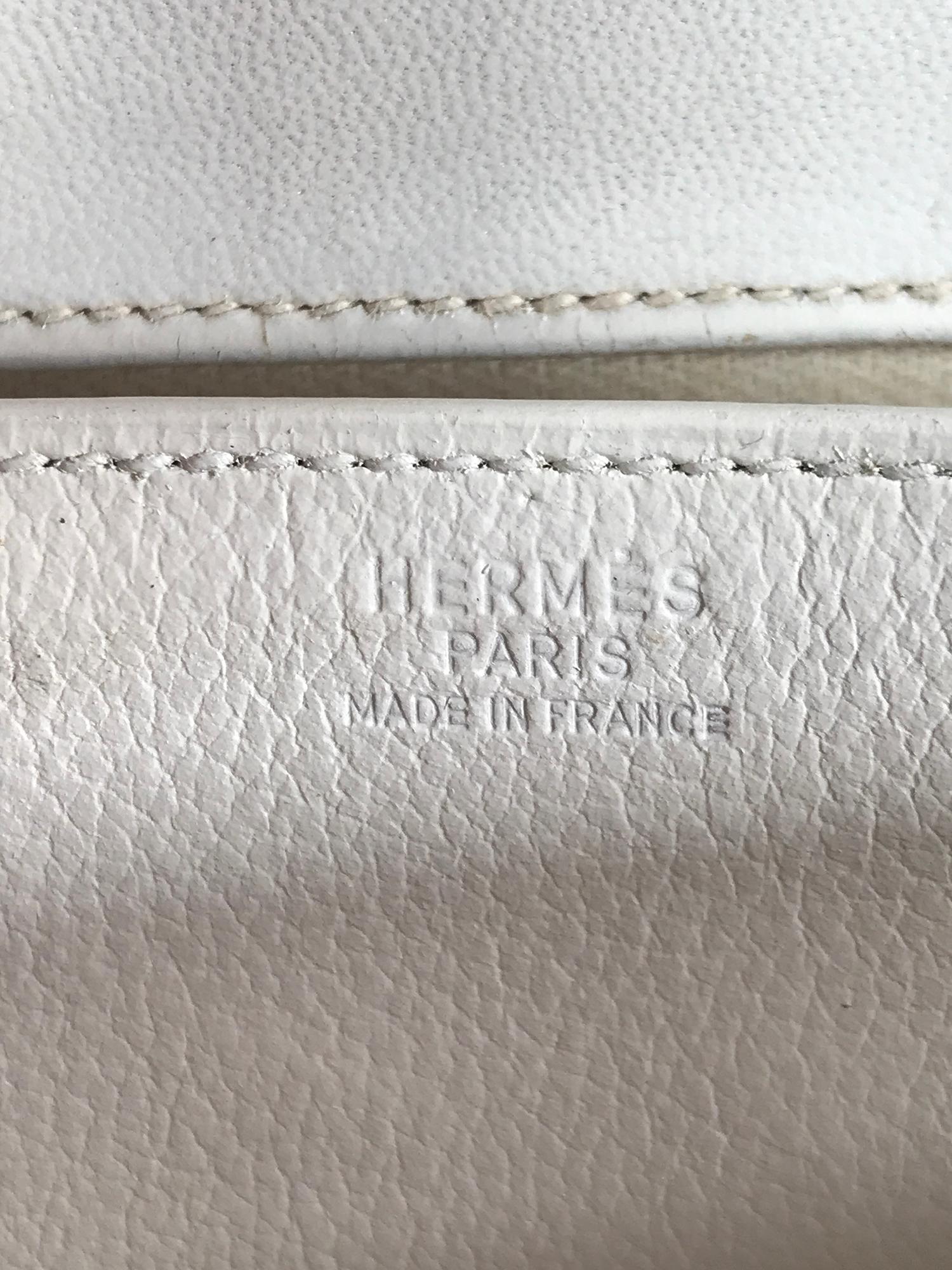 Vintage Hermes White Flap Front Tab Closure Gold Hardware 1980s For Sale 8