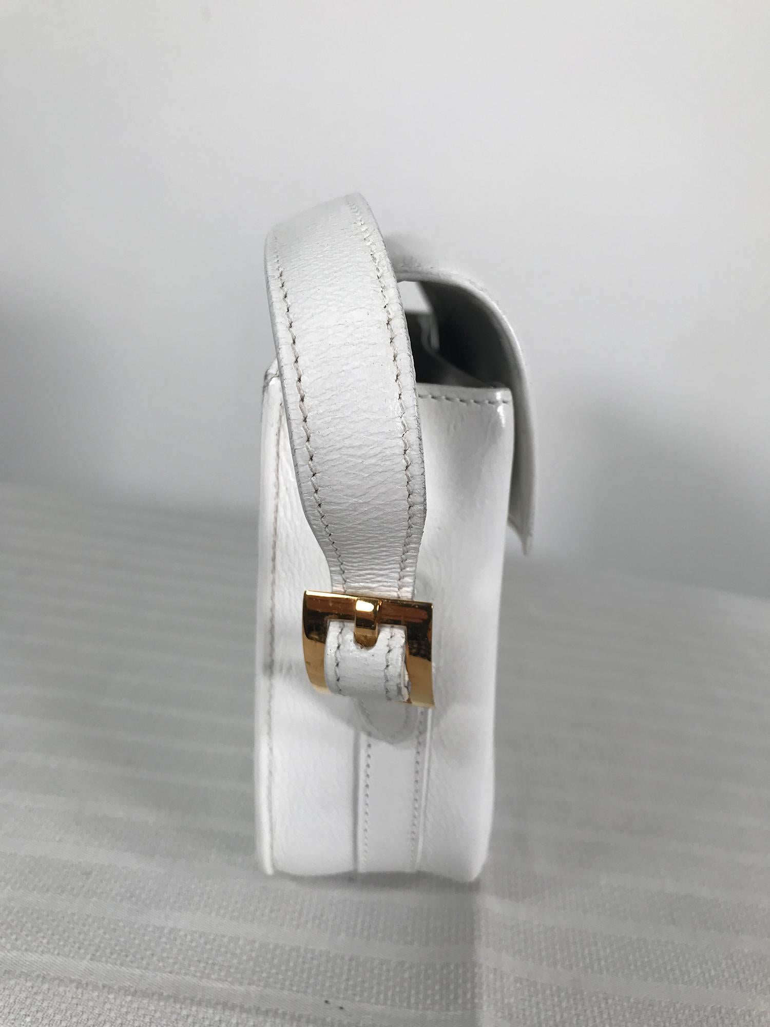 Vintage Hermes White Flap Front Tab Closure Gold Hardware 1980s In Good Condition For Sale In West Palm Beach, FL