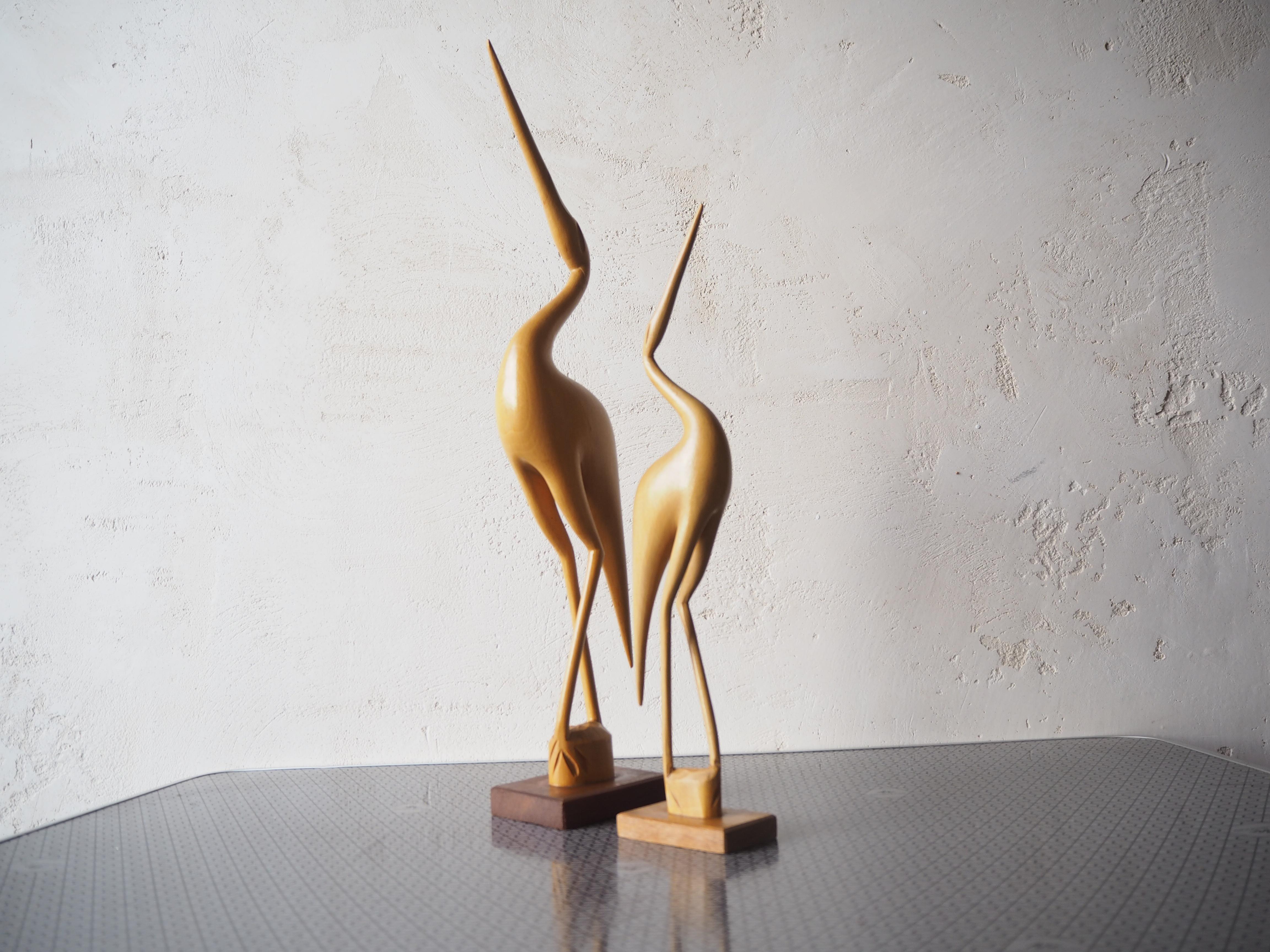 
Vintage By  chiffre
état d'origine
figure du héron
Le plus grand est 52cm x 7cm x 10cm
le second est de 38cm x 5cm x 8,5
