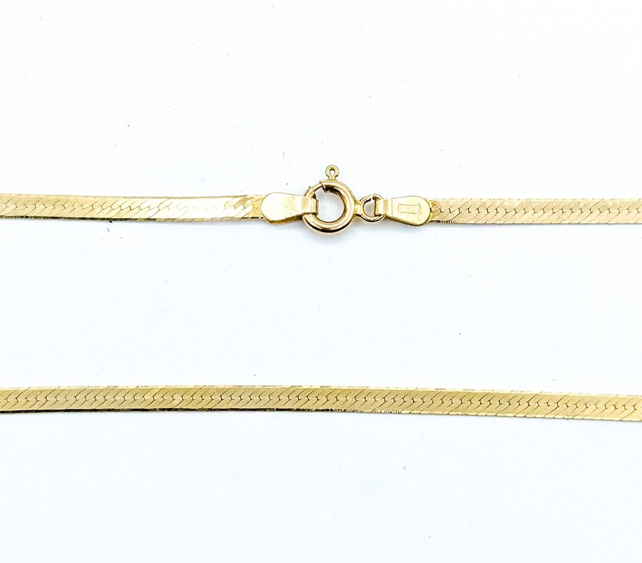 Women's Vintage Herringbone Necklace in 14k Yellow Gold For Sale