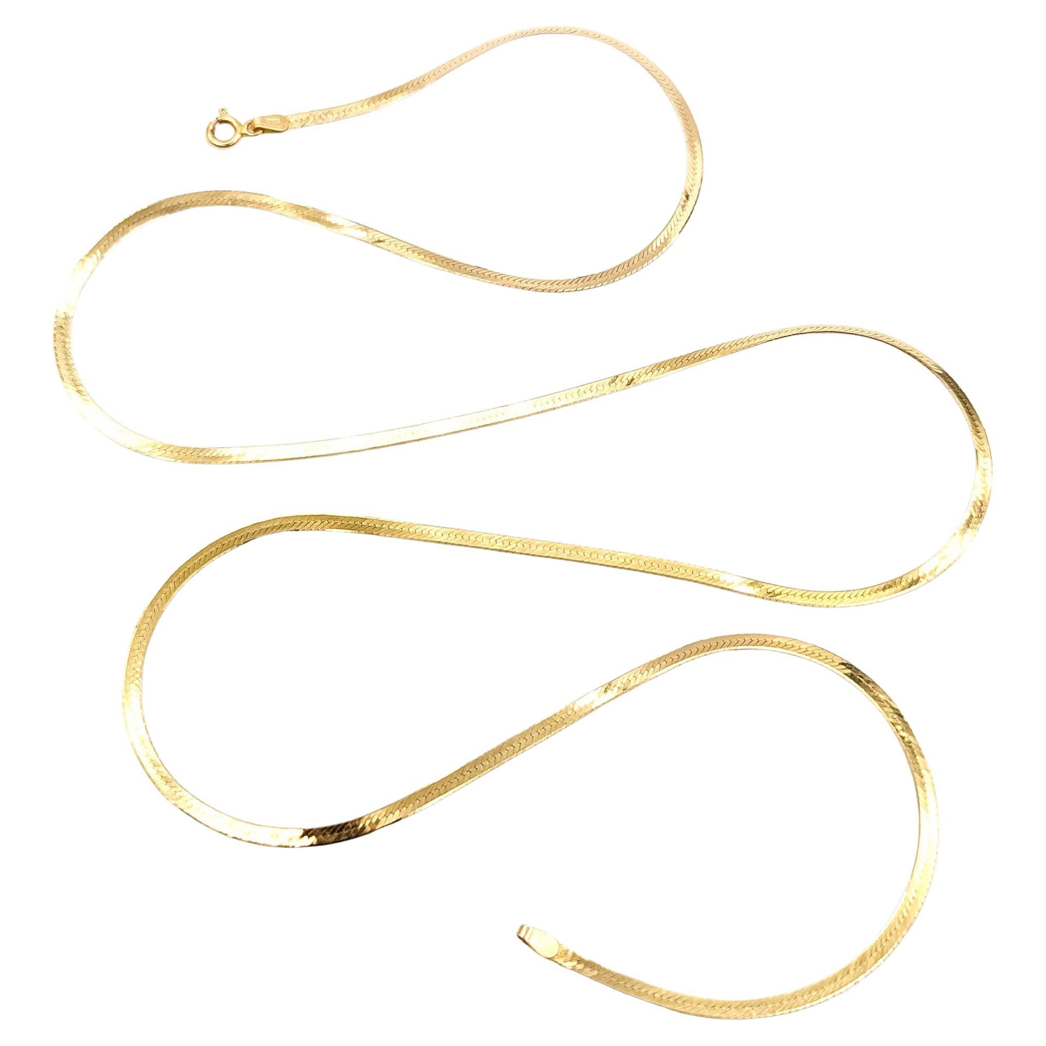 Collana vintage a spina di pesce in oro giallo 14k