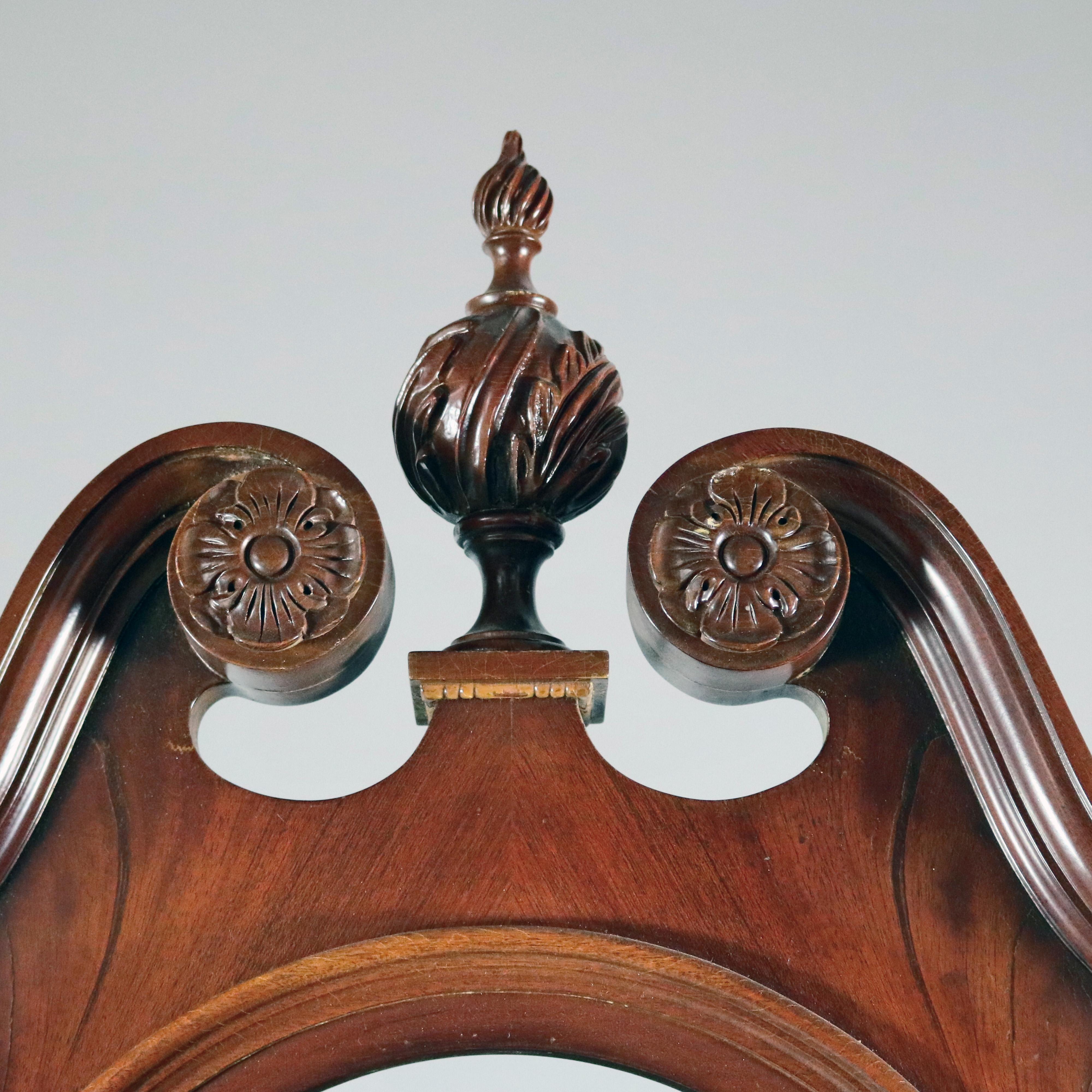 Vieille horloge Herschede 9-tubes en acajou sculpté:: 20ème siècle 5