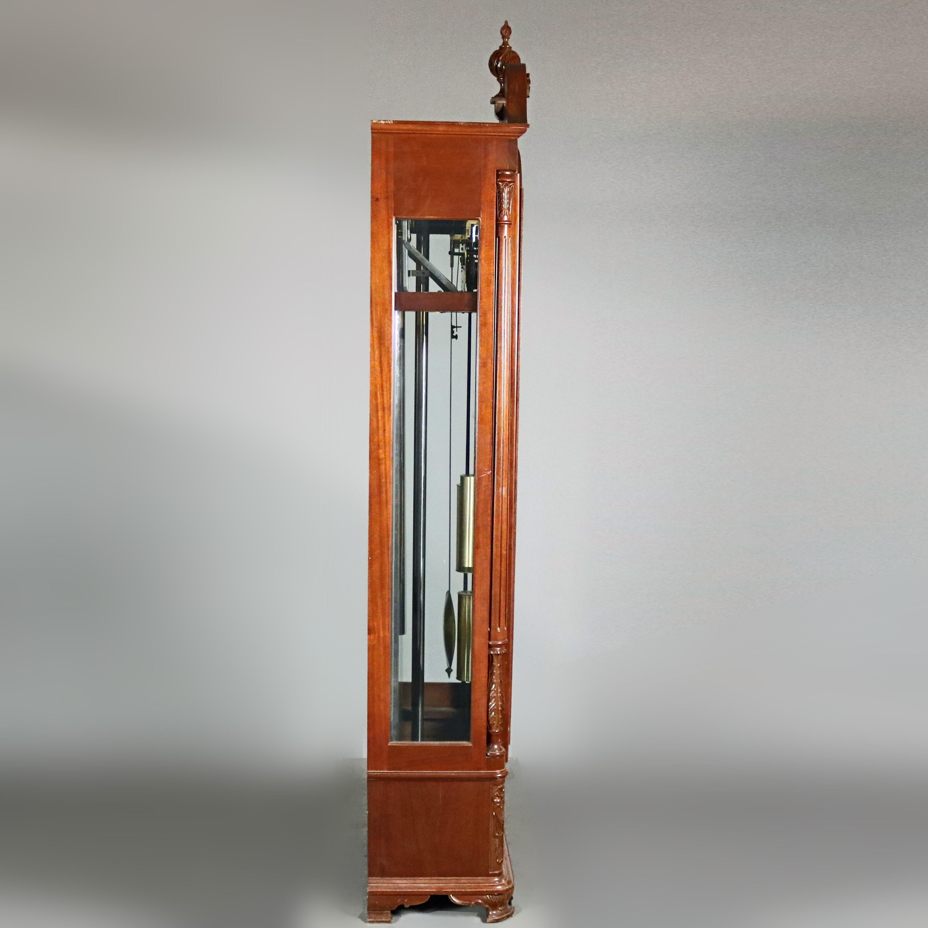 Sculpté Vieille horloge Herschede 9-tubes en acajou sculpté:: 20ème siècle