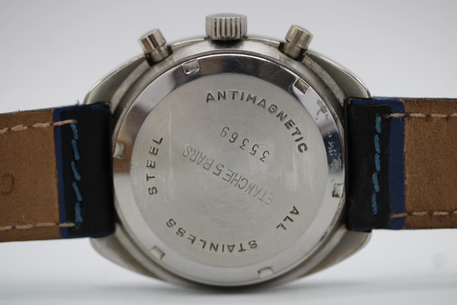 Vintage Heuer 1614 Cronógrafo  Valjoux 7735  Años 70 de fabricación francesa  Esfera rara en venta 5