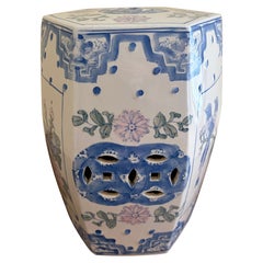 Sgabello o tavolino da giardino esagonale in porcellana Chinoiserie Vintage