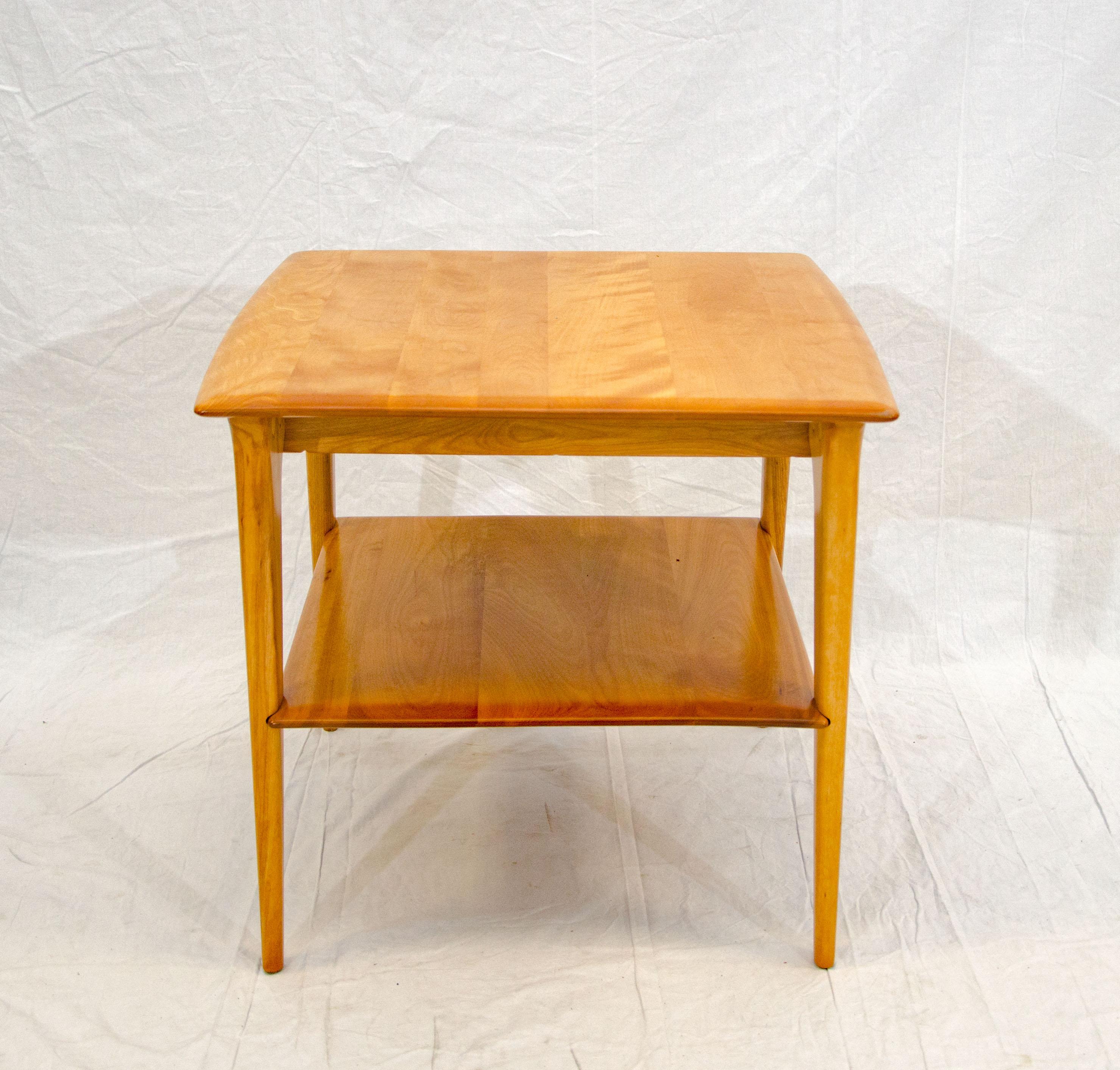 Mid-Century Modern Vintage Heywood Wakefield Occasional / End Table with Drawer, M 1538 G