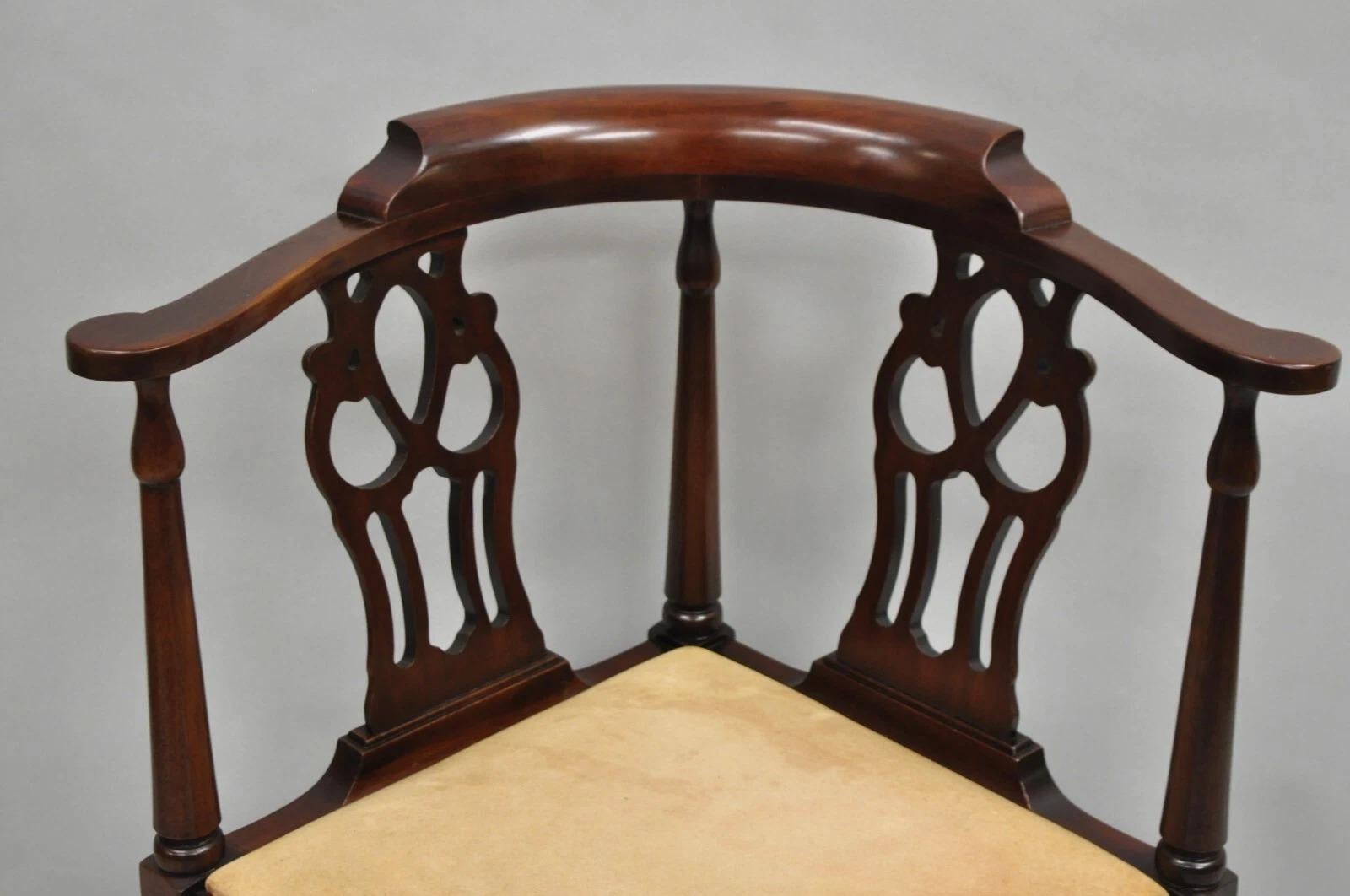 Unknown Vintage Hickory Chair Co Georgian Style Mahogany Corner Accent Side Chair For Sale