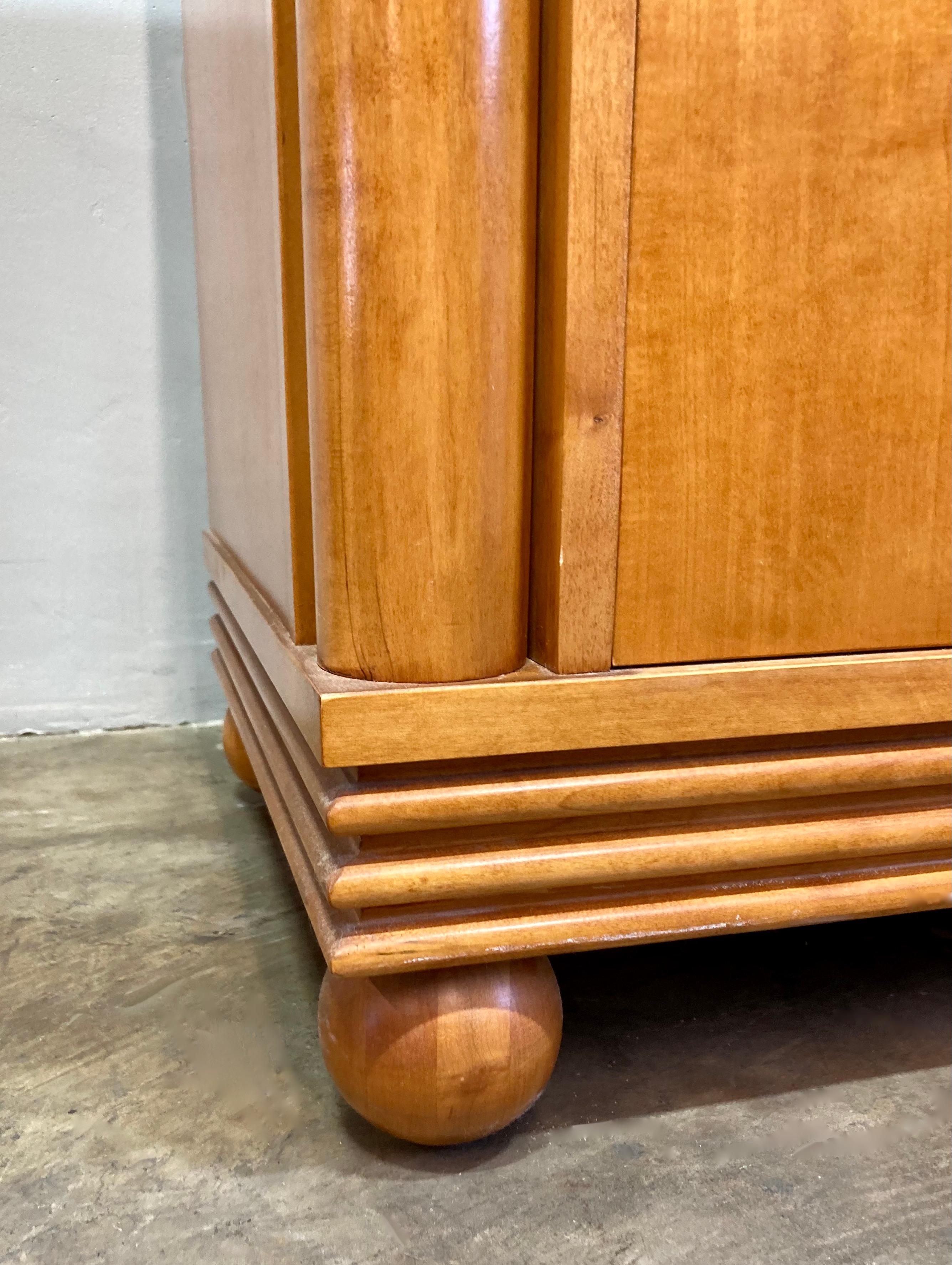 Vintage Hickory White Dresser/Cabinet For Sale 2