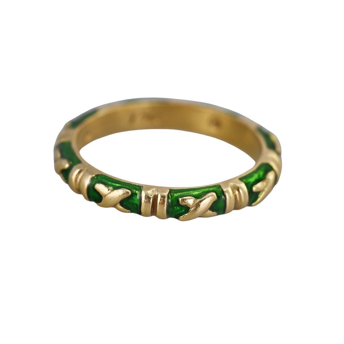 Vintage Hidalgo 18K Yellow Gold Green Enamel X Band Ring Size 6.5 In Good Condition For Sale In New York, NY