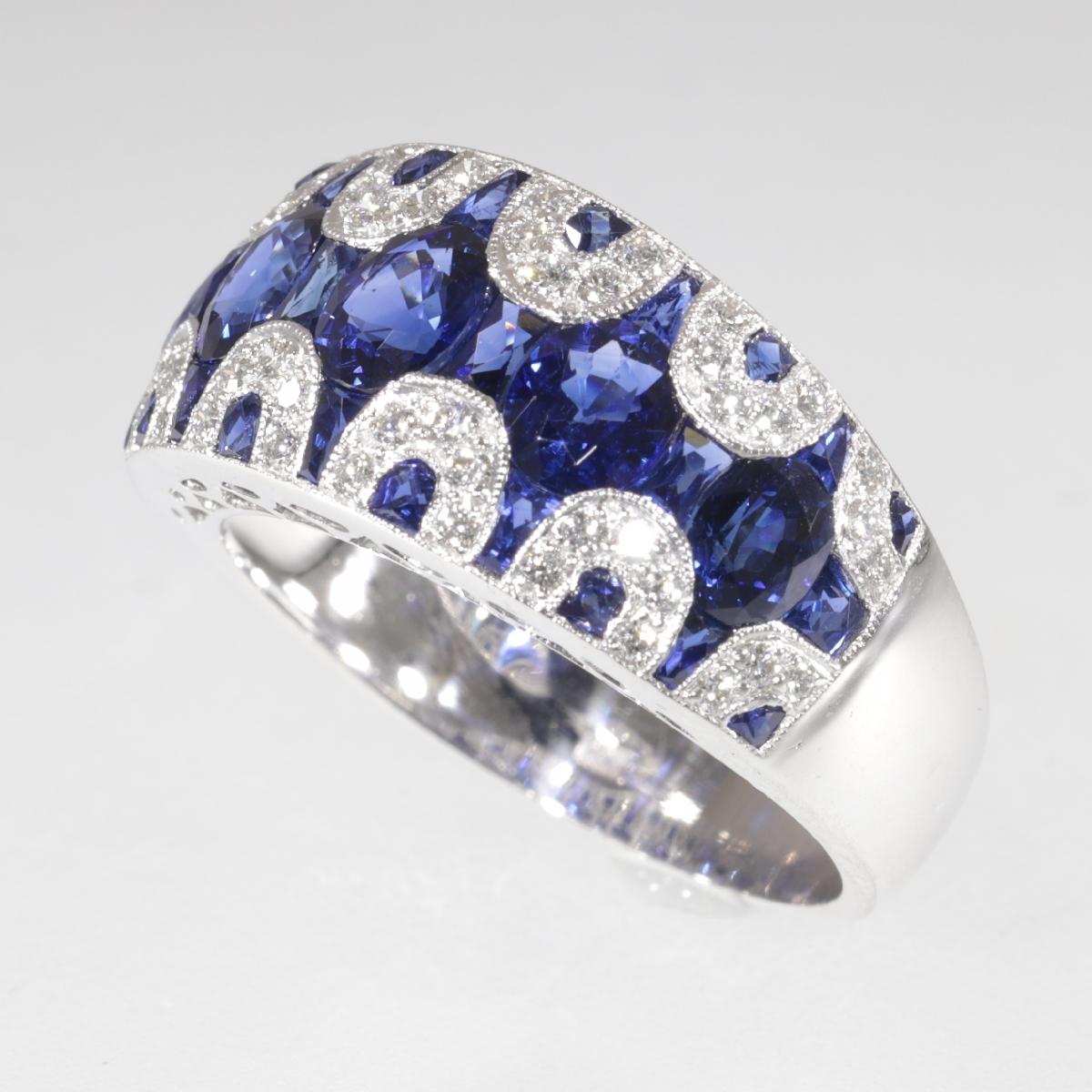 Women's Vintage High Quality 1970s Ring with Diamonds and Sapphire, Great Model For Sale