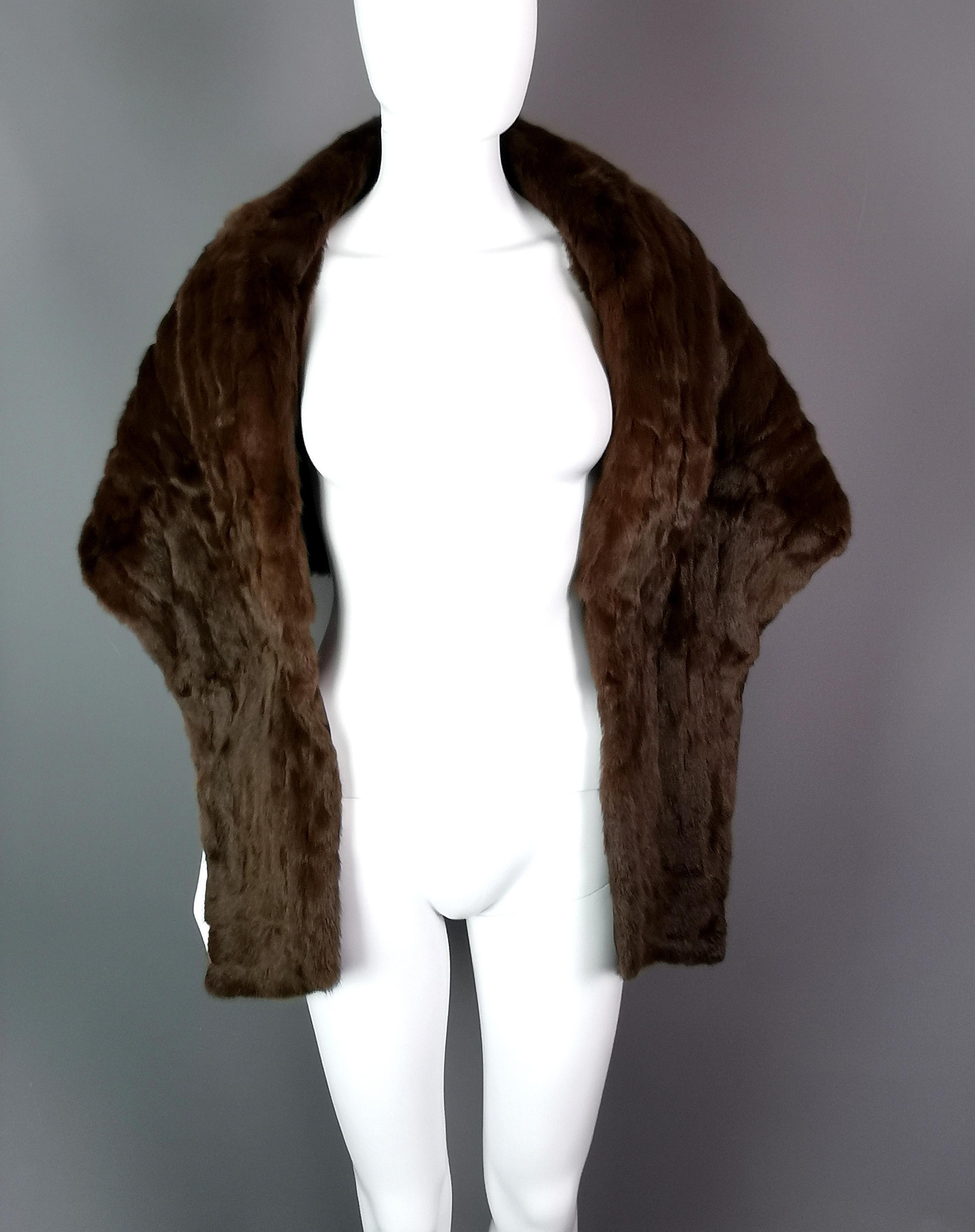 Vintage high quality mink fur stole, mahogany, mid century  In Good Condition In NEWARK, GB