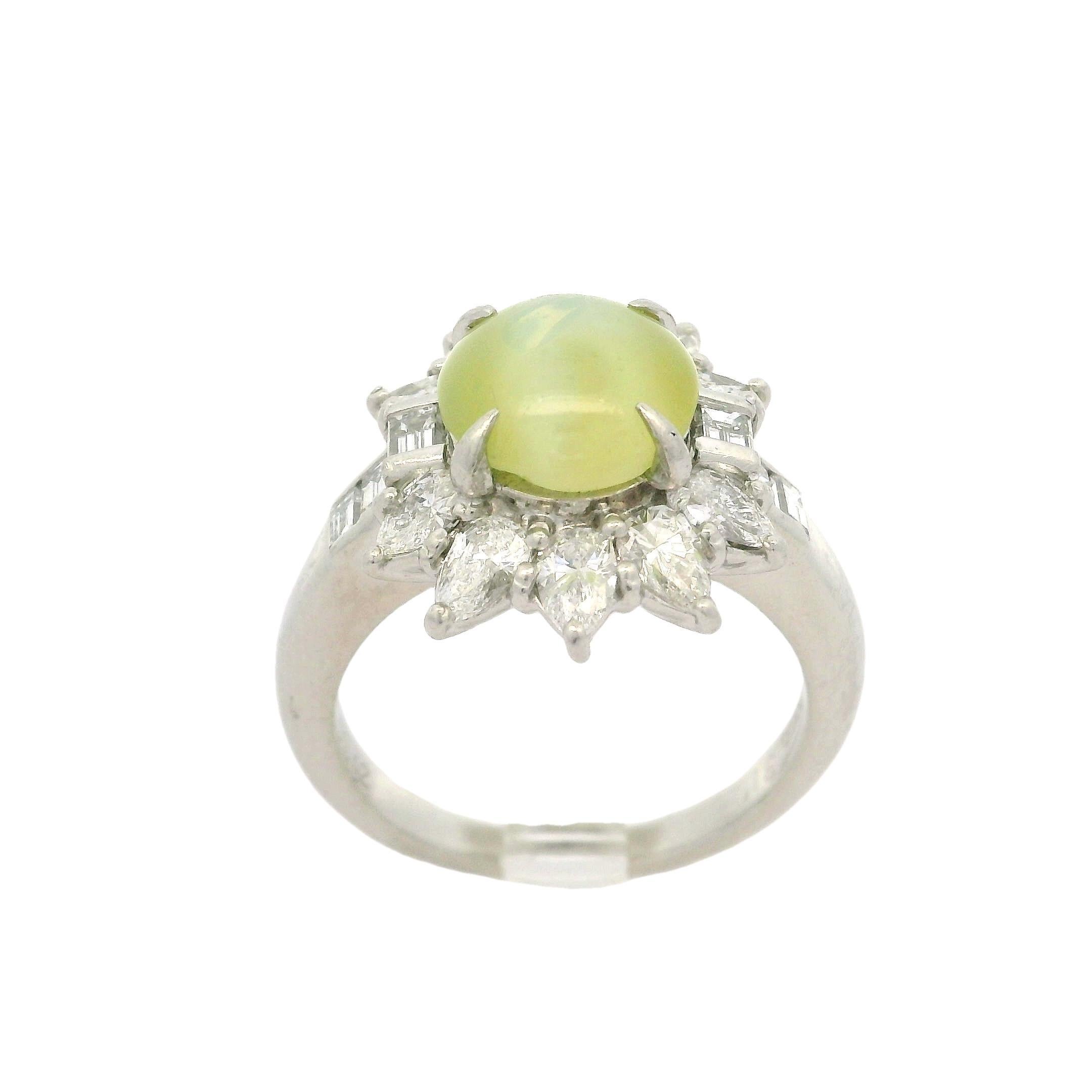 Vintage High Quality Platinum GIA 4.52ct Round Cat's Eye Pear Diamond Ring For Sale 7