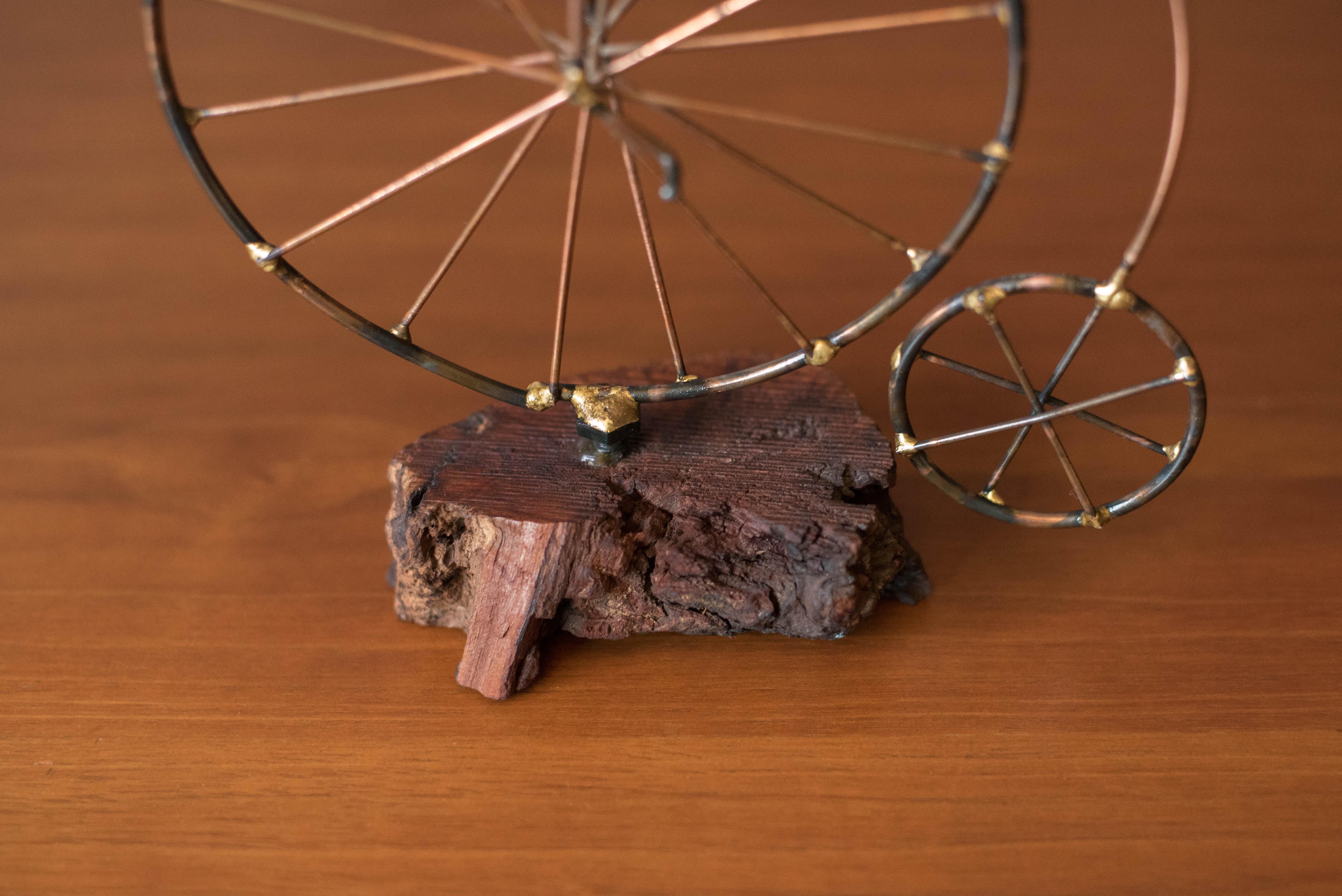 Vintage High Wheel Bicycle Metal Sculpture on Burl Wood Base In Good Condition For Sale In San Jose, CA