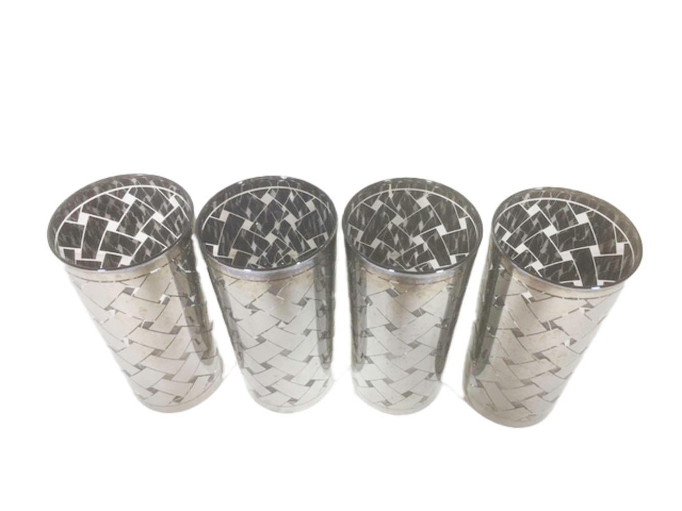 Mid-Century Modern Verres à gin vintage à motif graphique en forme de panier en argent en vente