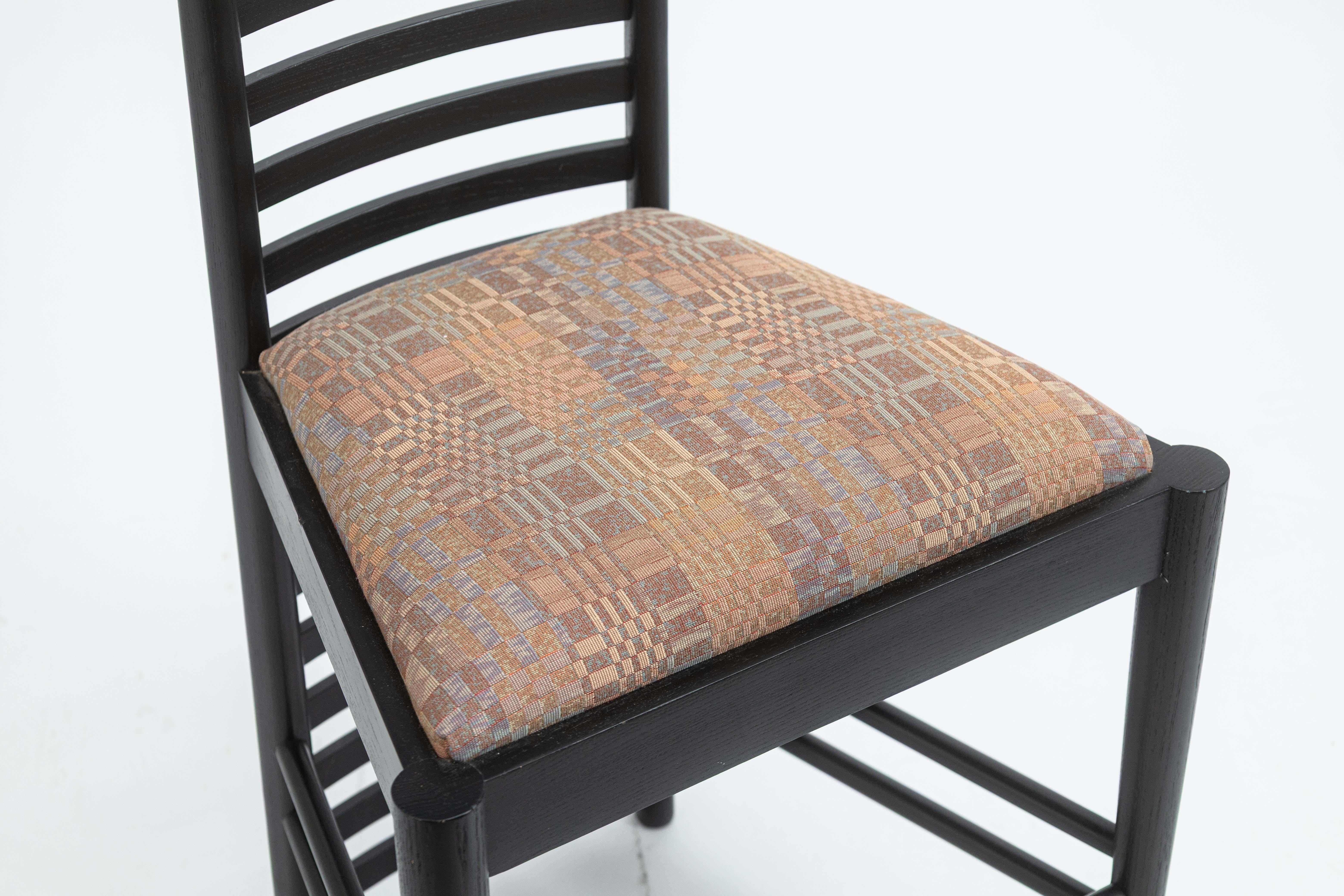 Vintage Hill House Chair von Charles Rennie Mackintosh für Cassina (Holz) im Angebot
