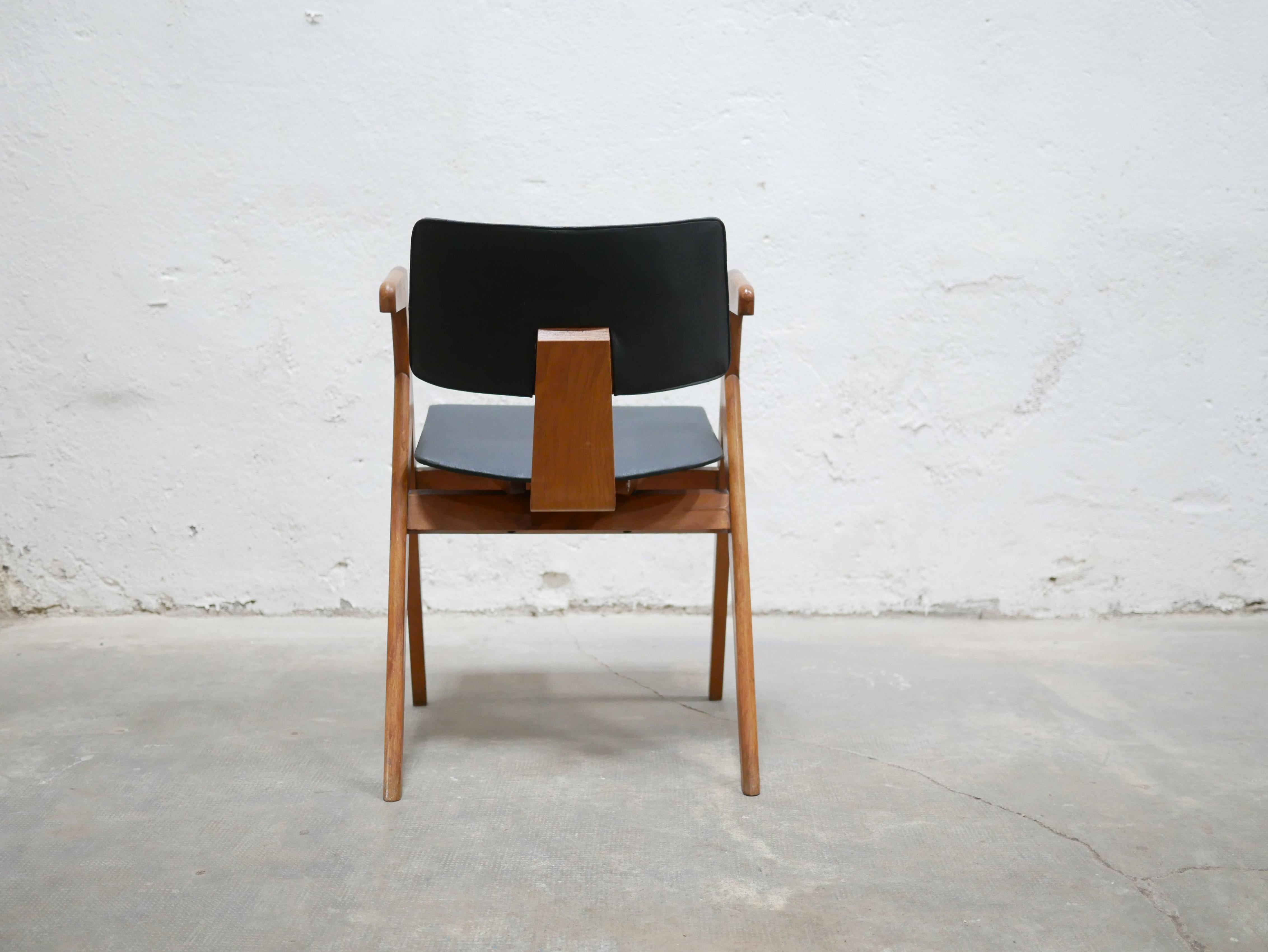 20th Century Vintage Hillestak Armchair by Lucienne and Robin Day for Hille International Edi For Sale