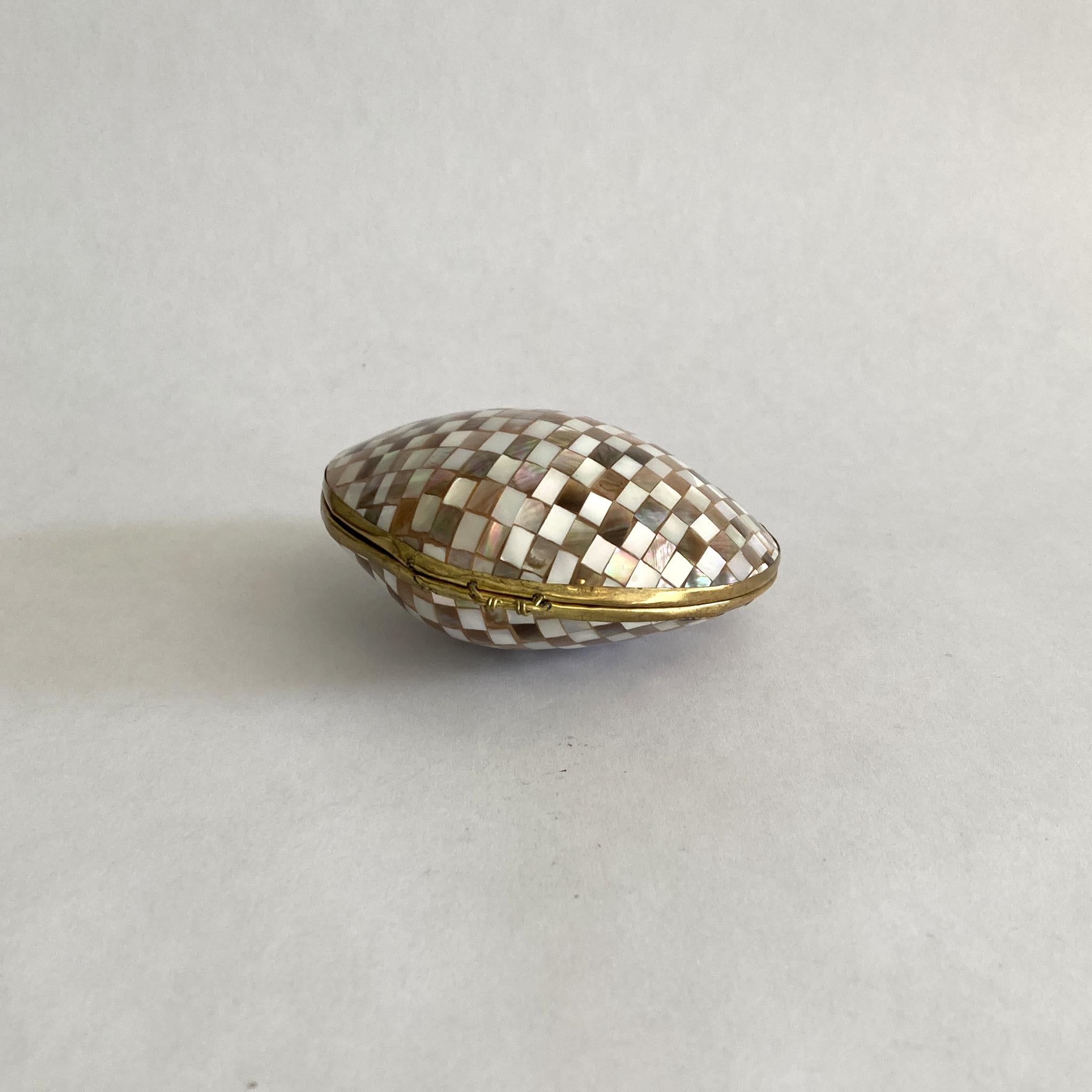 Hand-Crafted Vintage Hinged Seashell Box, in Checkerboard Mother of Pearl Mosaic, Brass Trim