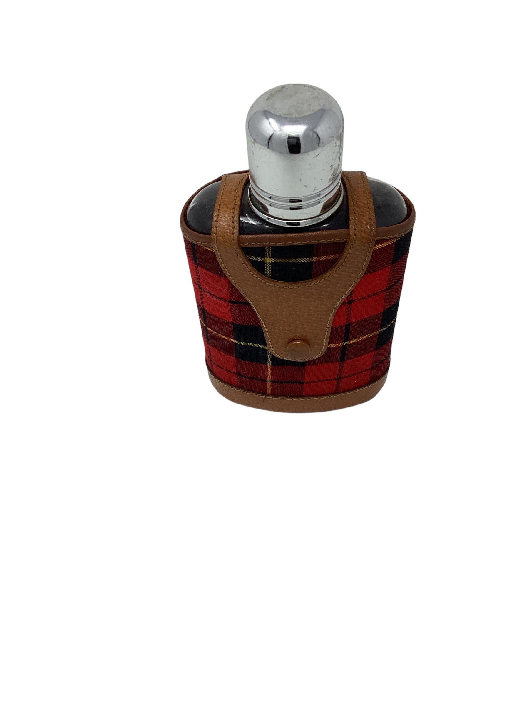 Vintage Hip Flask with Tartan and Leather Cover  In Good Condition For Sale In Chapel Hill, NC