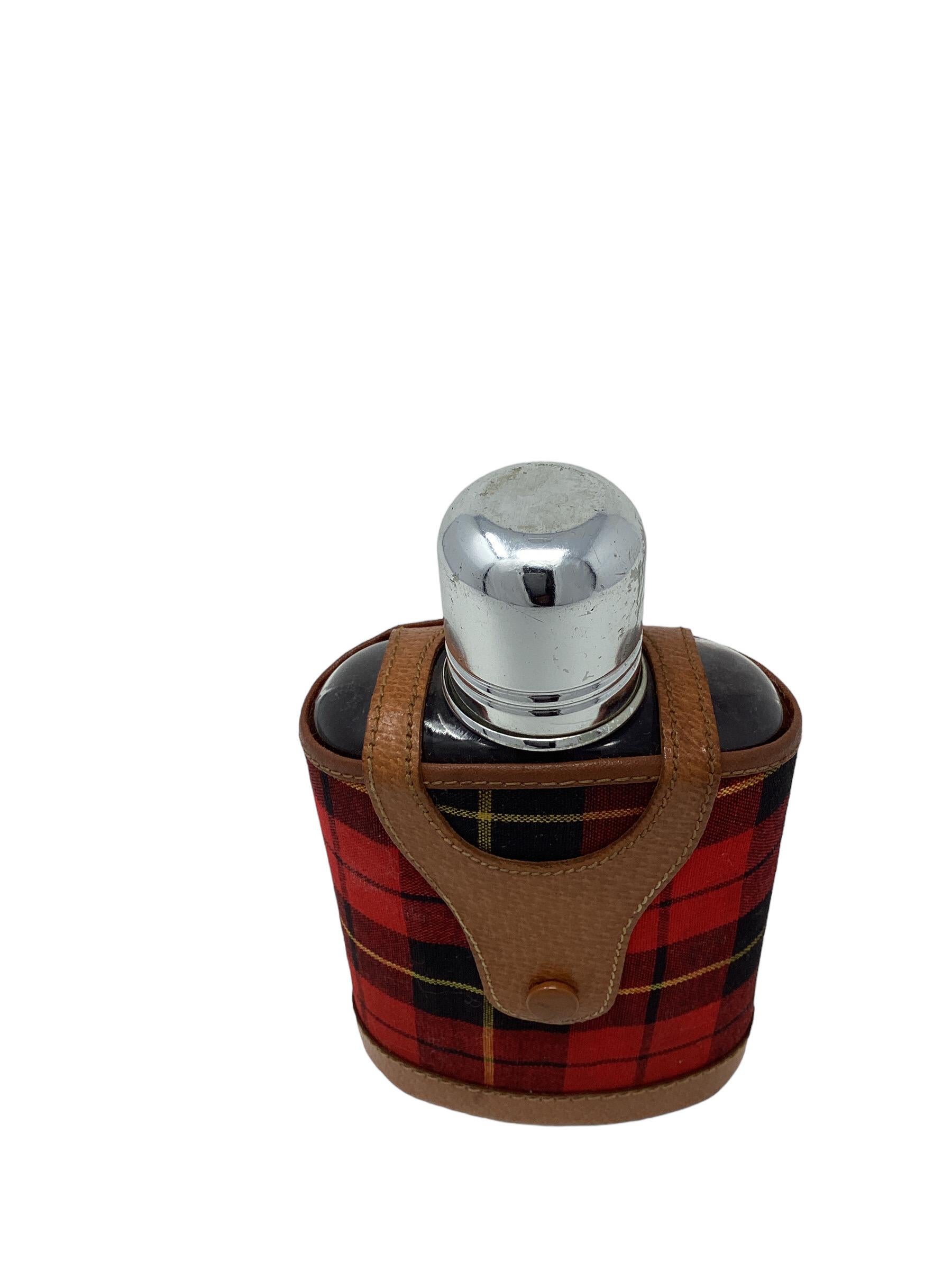 Vintage Hip Flask with Tartan and Leather Cover  For Sale 1