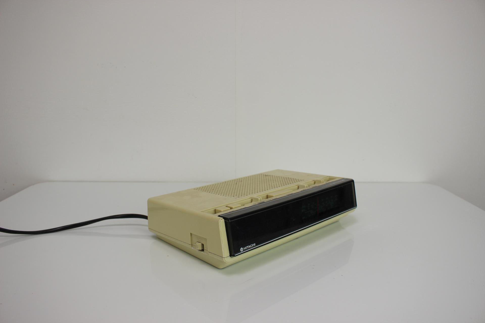 Late 20th Century Vintage Hitachi KC-671E Radio Clock, Japan, 1970's