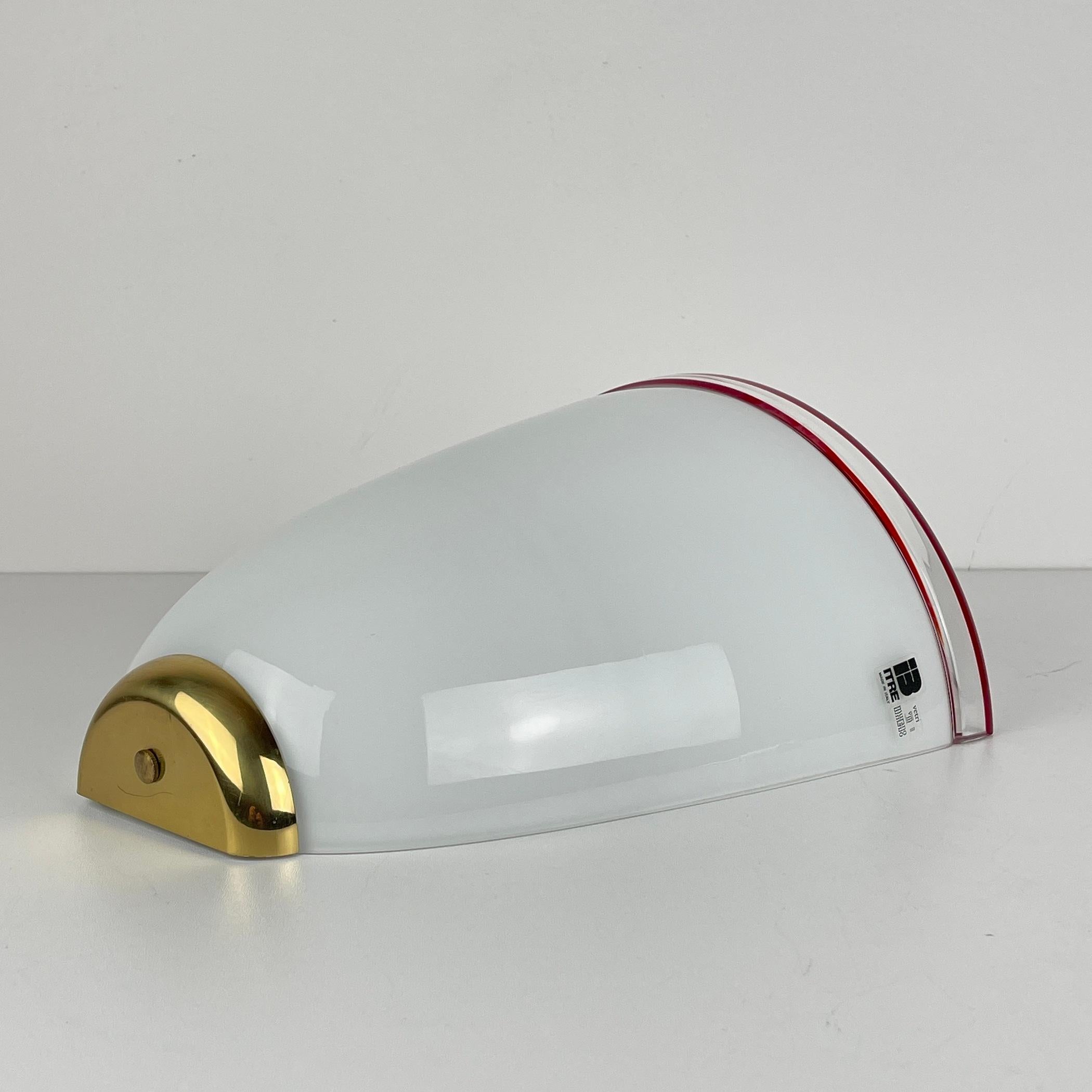 Vintage hite and red murano wall lamp by ITRE, Italy 1980s For Sale 1