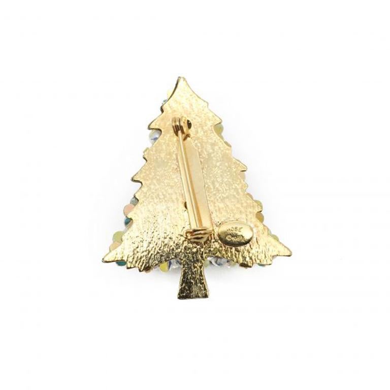vintage brooch christmas tree