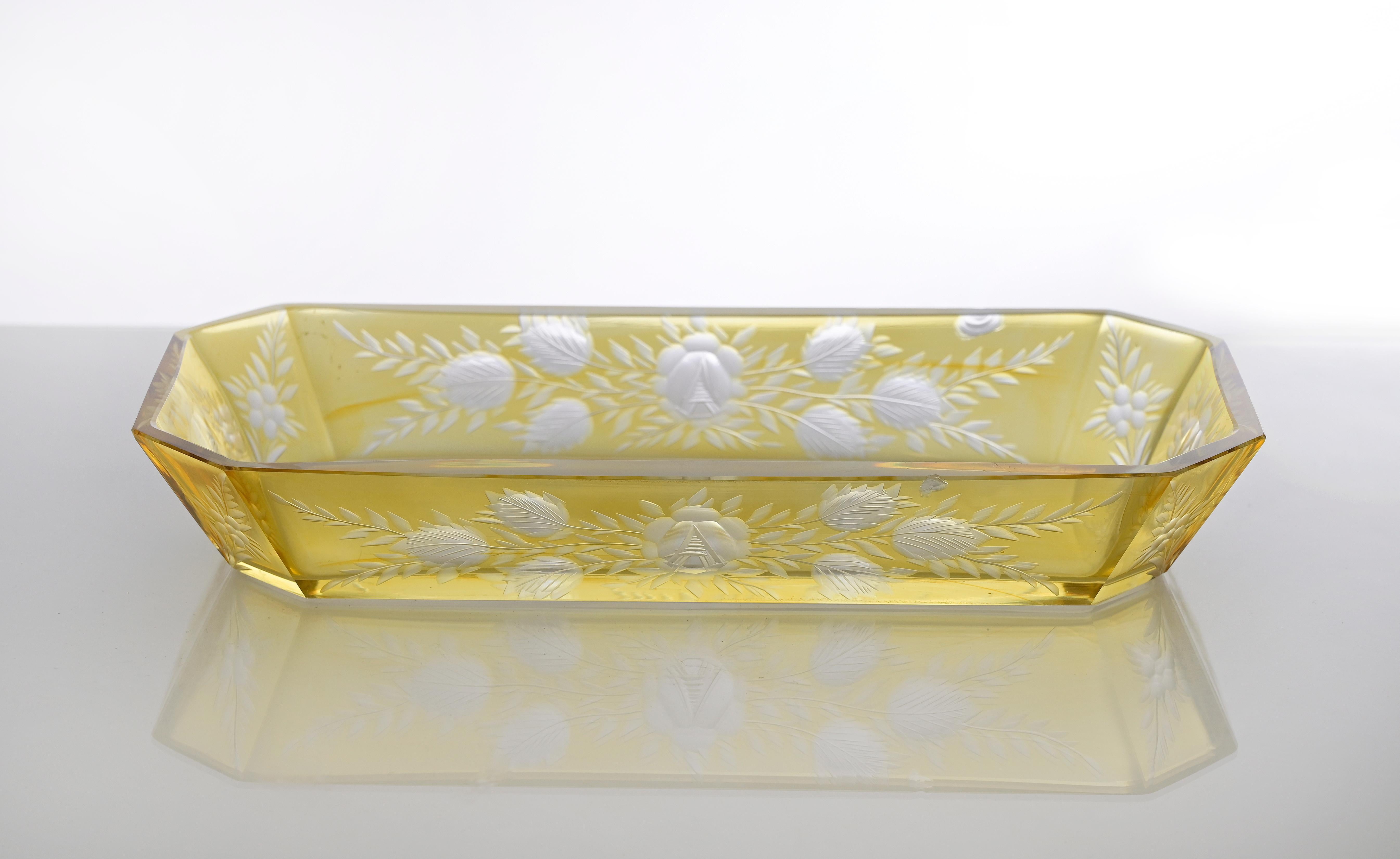 Soporte Vintage con  Decoraciones florales, Italia, años 70 finales del siglo XX en venta