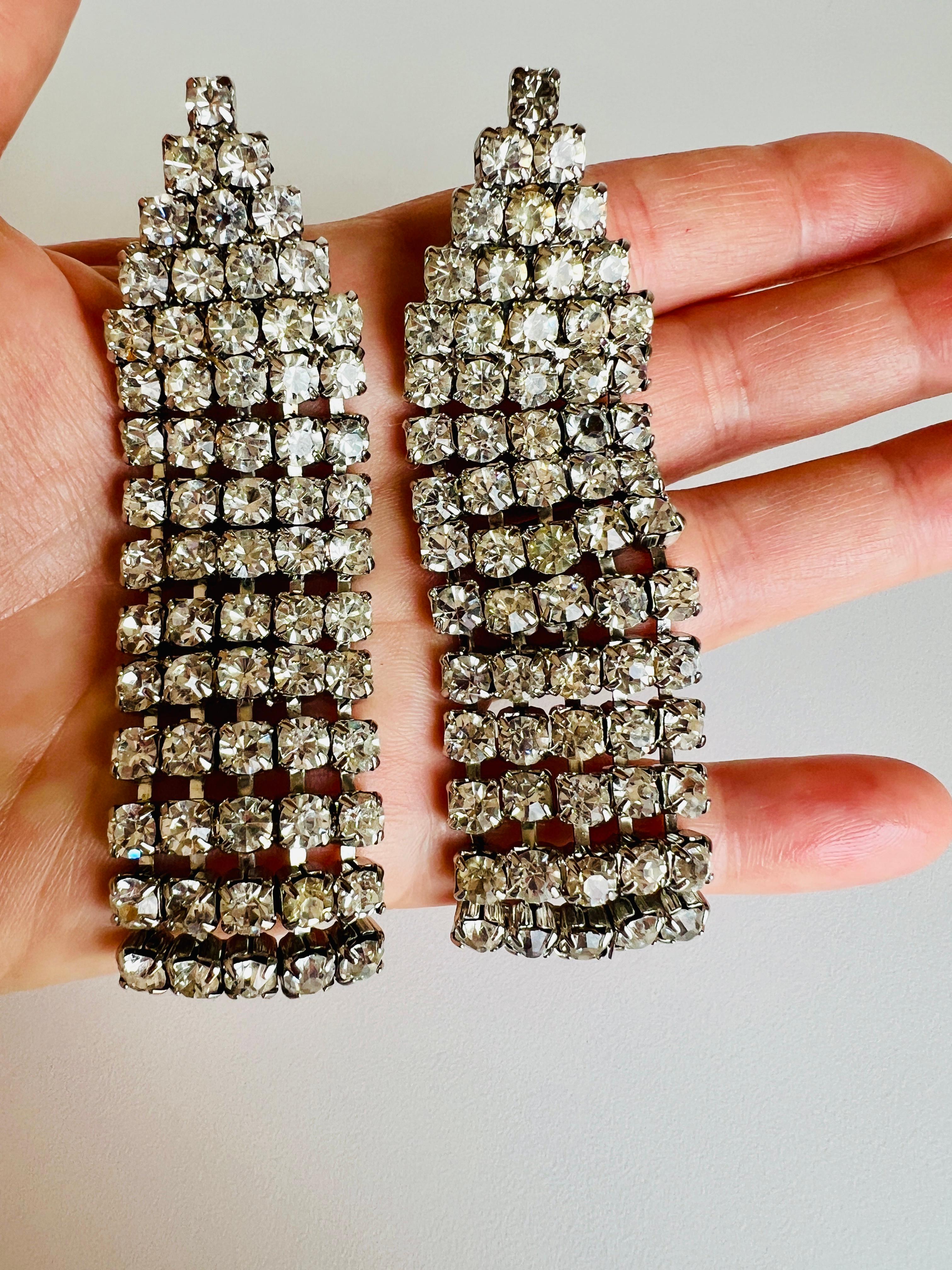  Vintage Hollywood Glam Long Dangle Cascade Rhinestone Silver Plate Earrings In Good Condition For Sale In Sausalito, CA