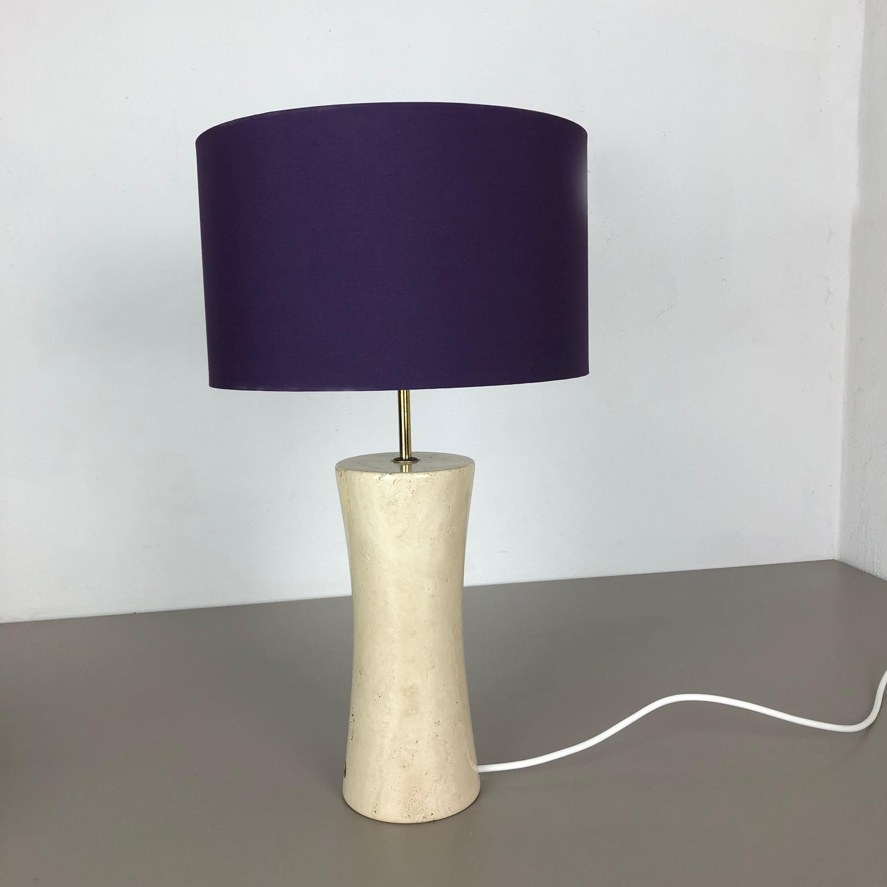 Article:

Impressive large travertine marble light base stand


Origin:

Italy (was sold on the germany market)


Decade:

1970s



Description:

This original vintage light base element is made of high quality travertine marble in