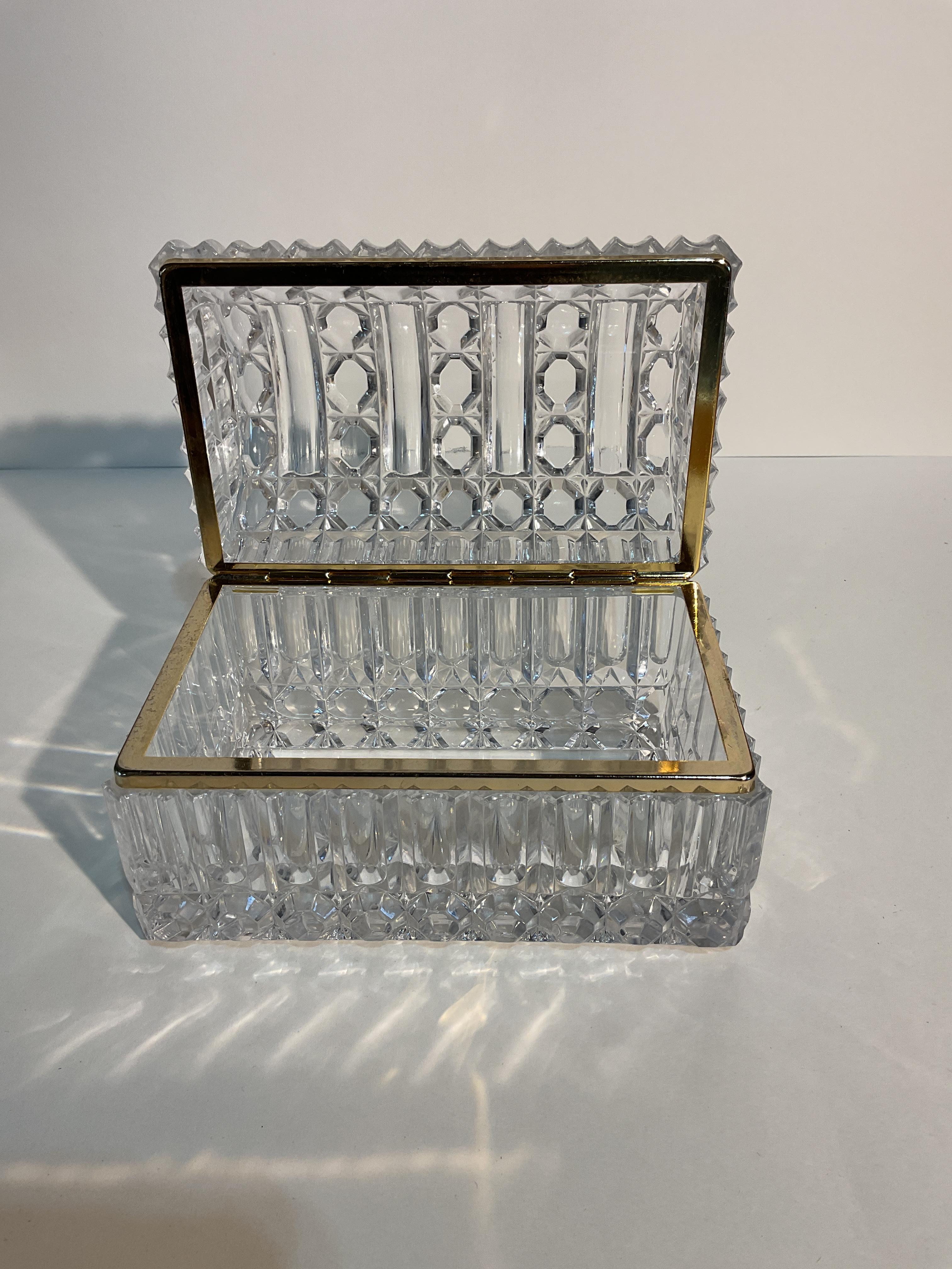 Boîte en cristal de style Baccarat Hollywood Regency en vente 6
