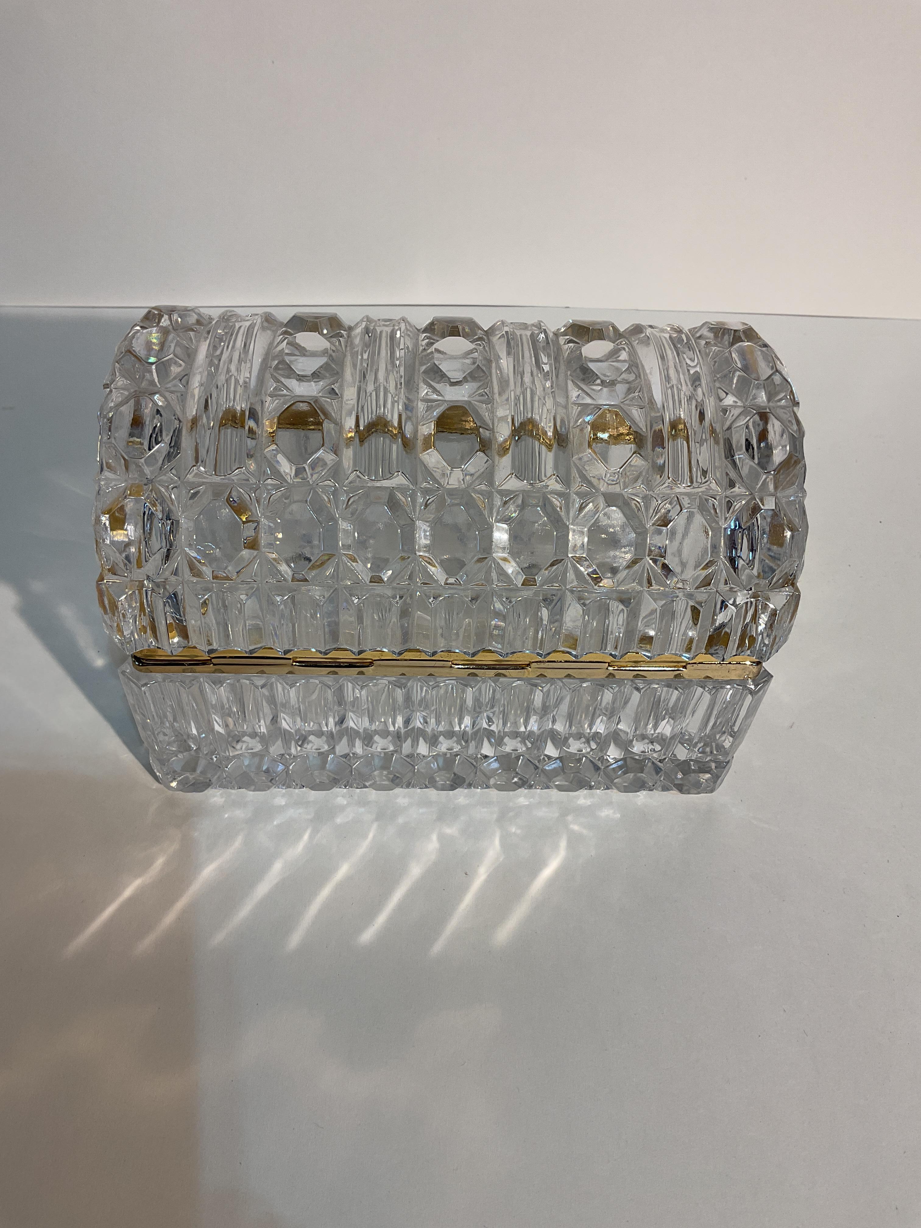Milieu du XXe siècle Boîte en cristal de style Baccarat Hollywood Regency en vente
