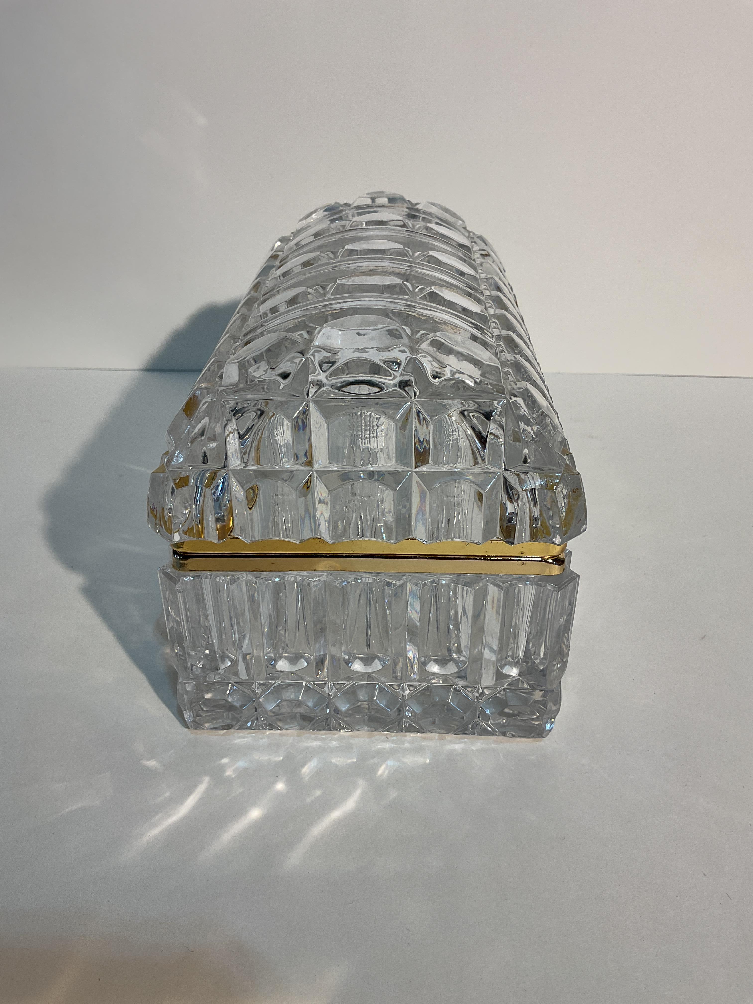 Boîte en cristal de style Baccarat Hollywood Regency en vente 1