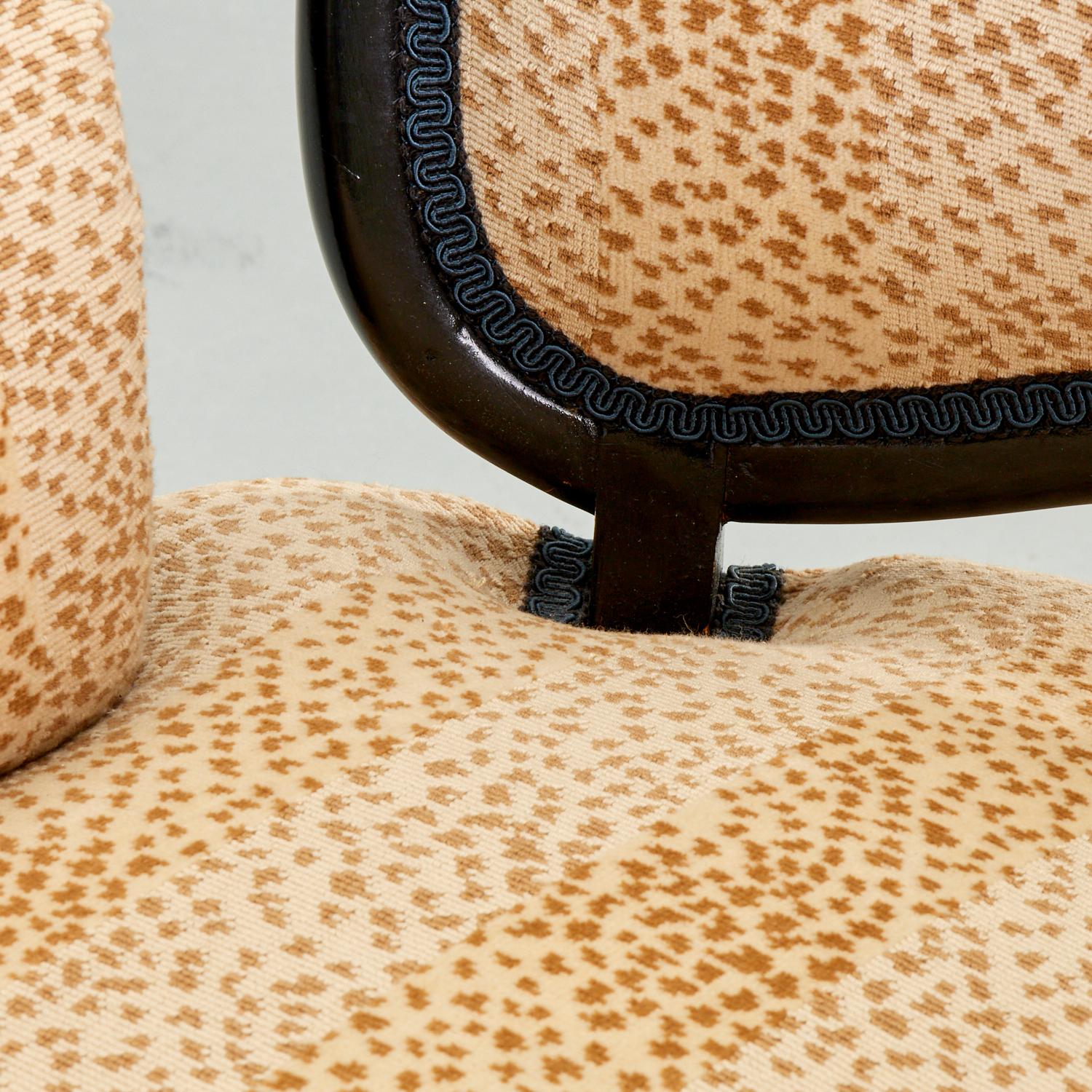 Hollywood-Regency-Sessel aus schwarzem Lack im Vintage-Stil mit Cheetah-Druck aus Samt  (Hollywood Regency) im Angebot