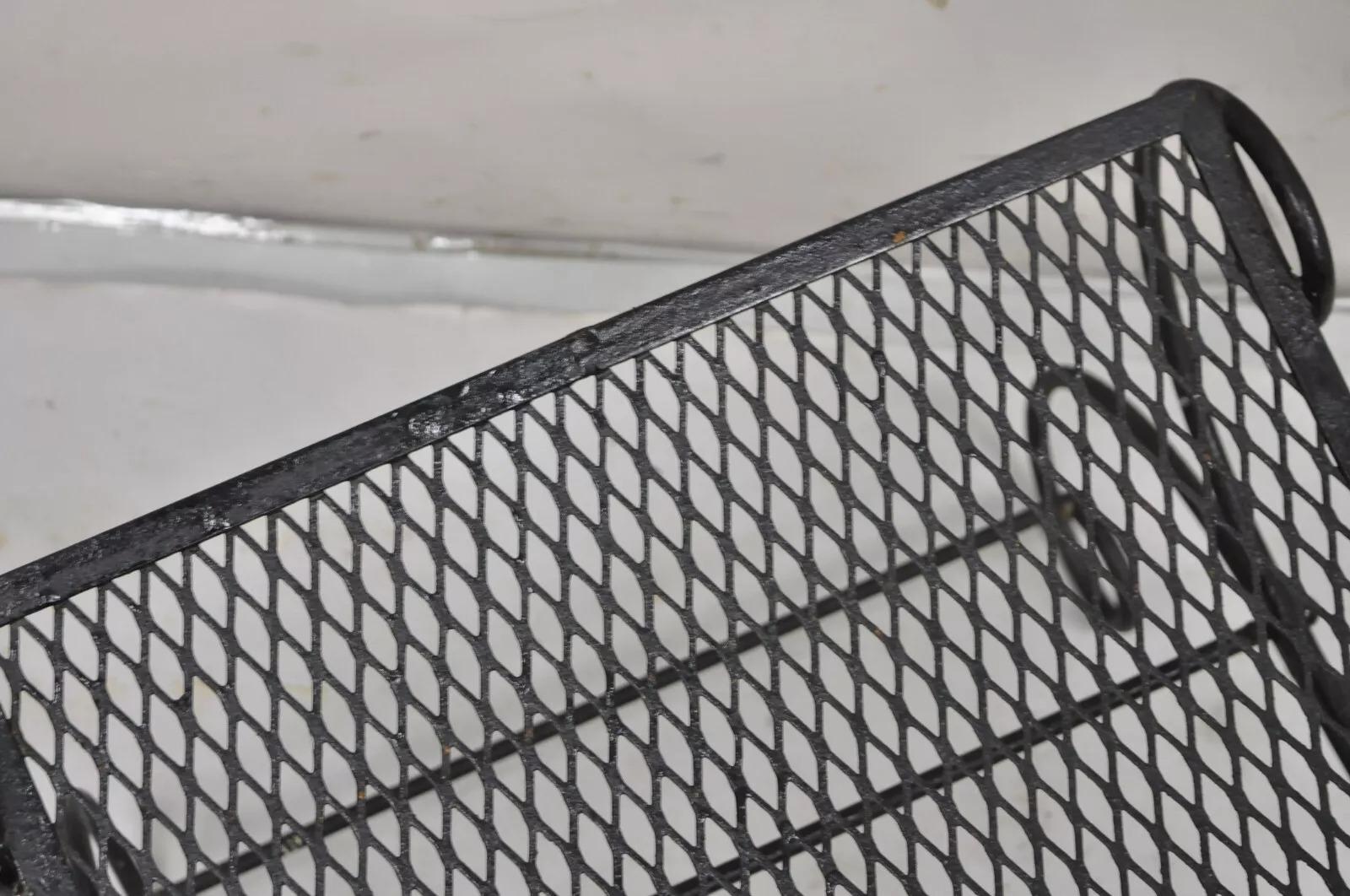 Banc vintage Hollywood Regency en fer forgé noir à enroulement Curule (A) en vente 2