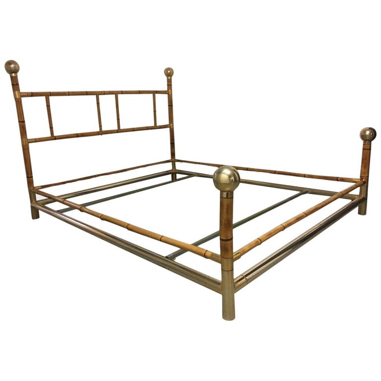 Vintage Hollywood Regency Brass and Bamboo Bed, circa 1970s For Sale