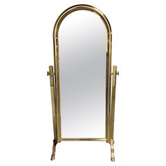 Specchio chevale d'ottone vintage Hollywood Regency Piedi di zoccolo