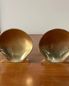 Vintage Hollywood Regency Brass Clam Shell Seashell Bookends