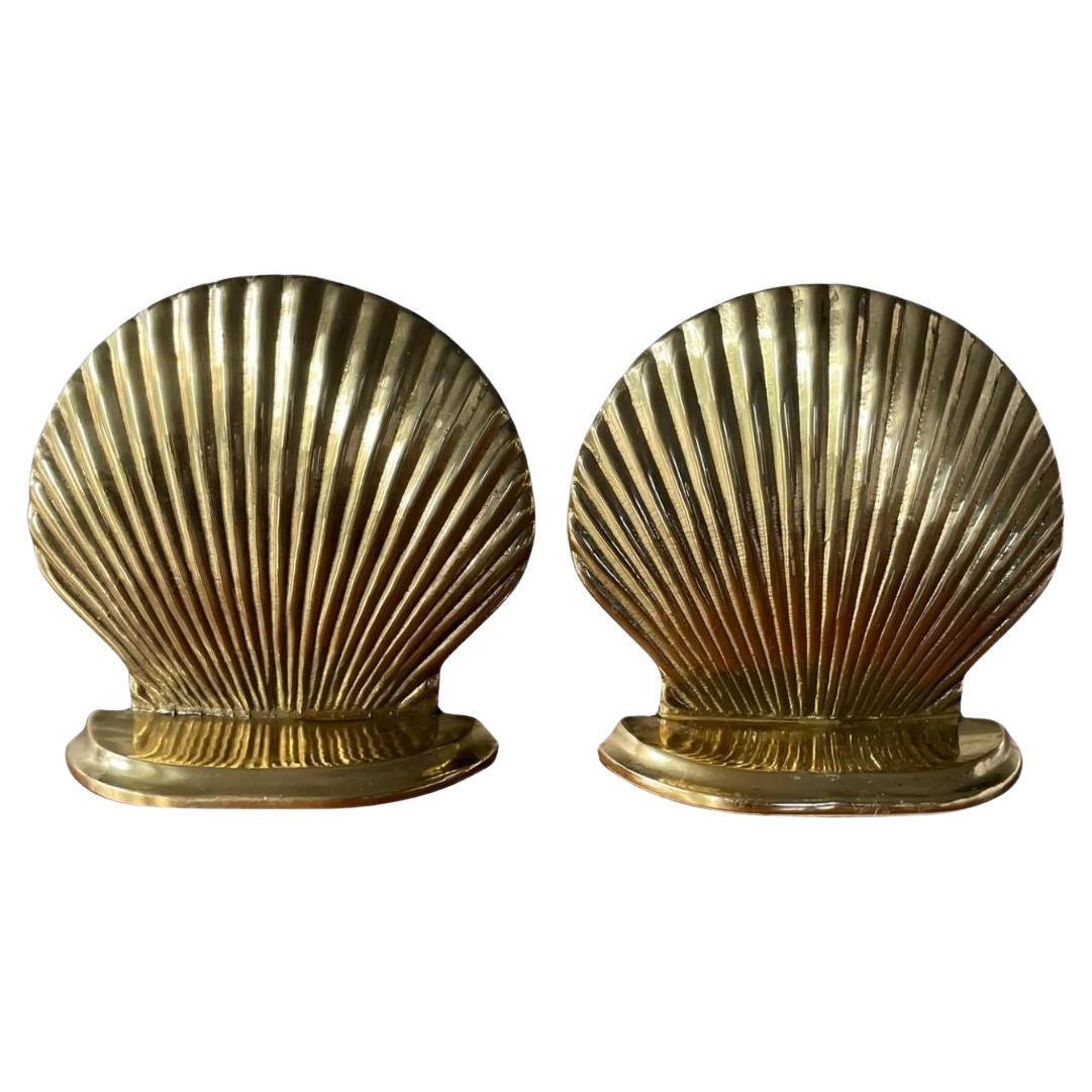Vintage Hollywood Regency Brass Clam Shell Seashell Bookends