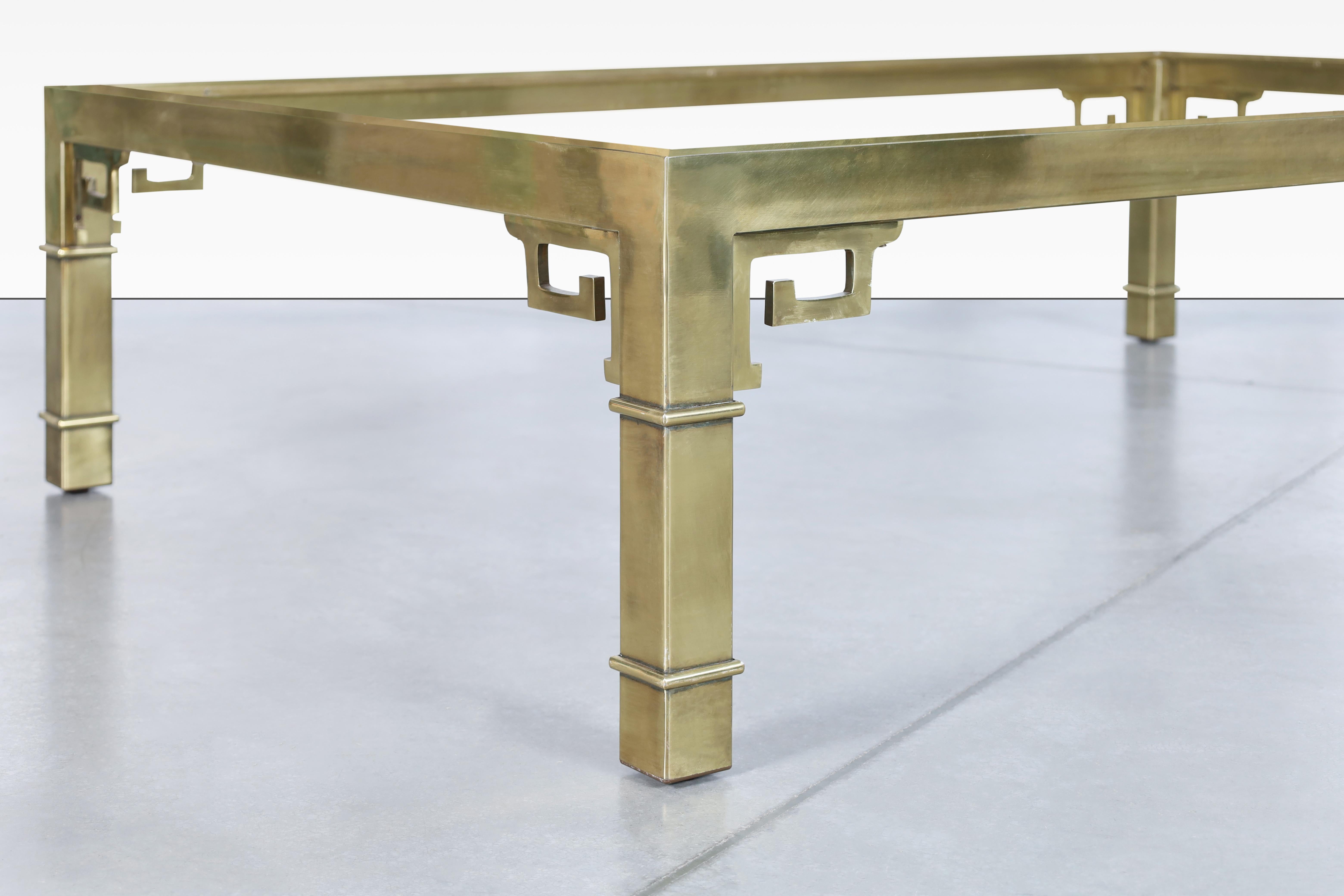 Hollywood-Regency-Couchtisch aus Messing von Mastercraft, Vintage (Ende des 20. Jahrhunderts) im Angebot